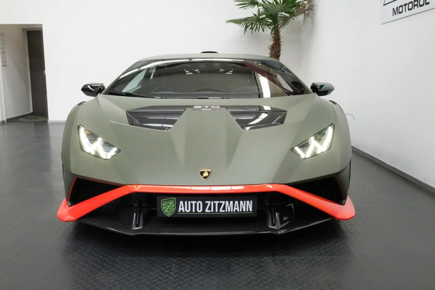 2022 Lamborghini Huracán STO angeboten von einem Fachhändler in Nuremberg, Deutschland, Foto 5 von 15