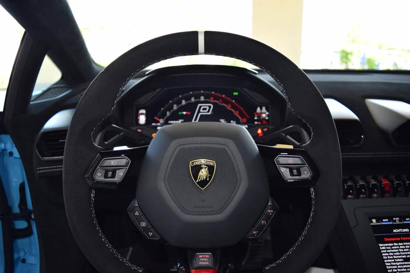 2022 Lamborghini Huracán STO angeboten von einem Fachhändler in Pfaffenhofen an der Ilm, Deutschland, Foto 7 von 15