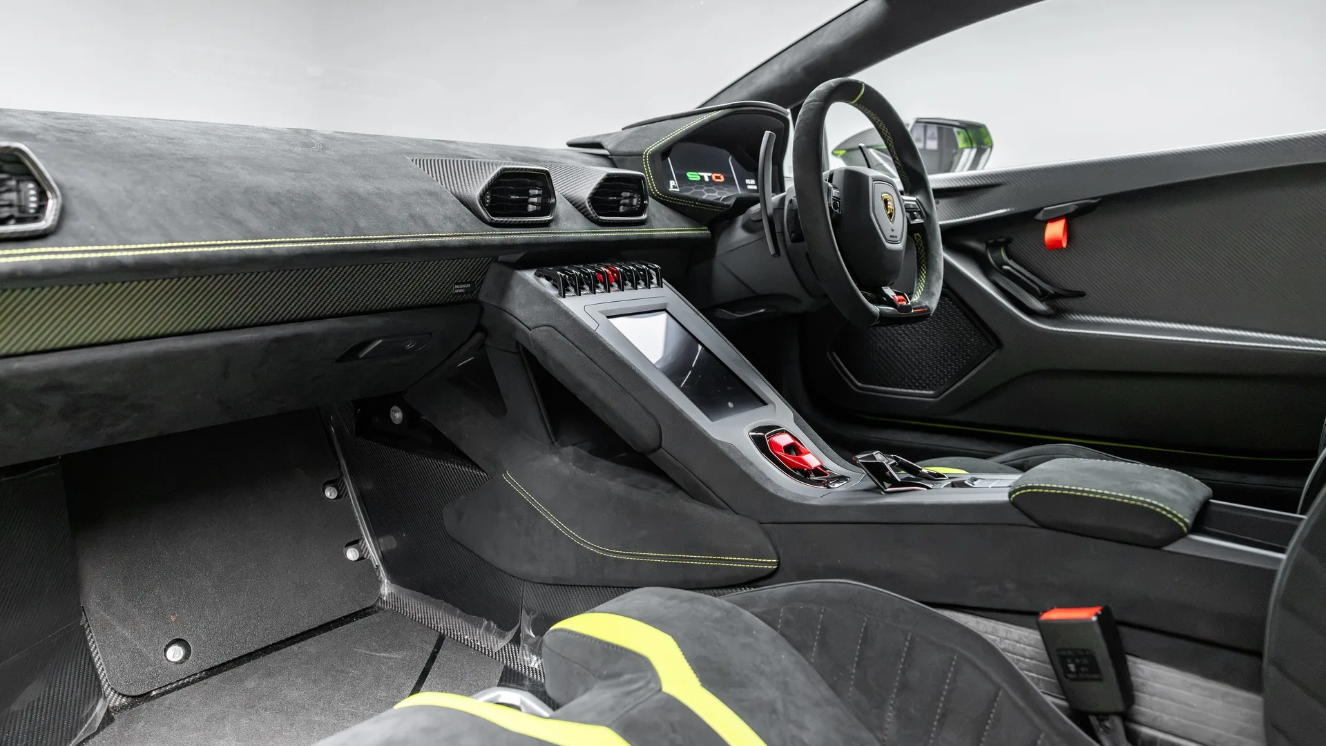 2022 Lamborghini Huracán STO, 7/8