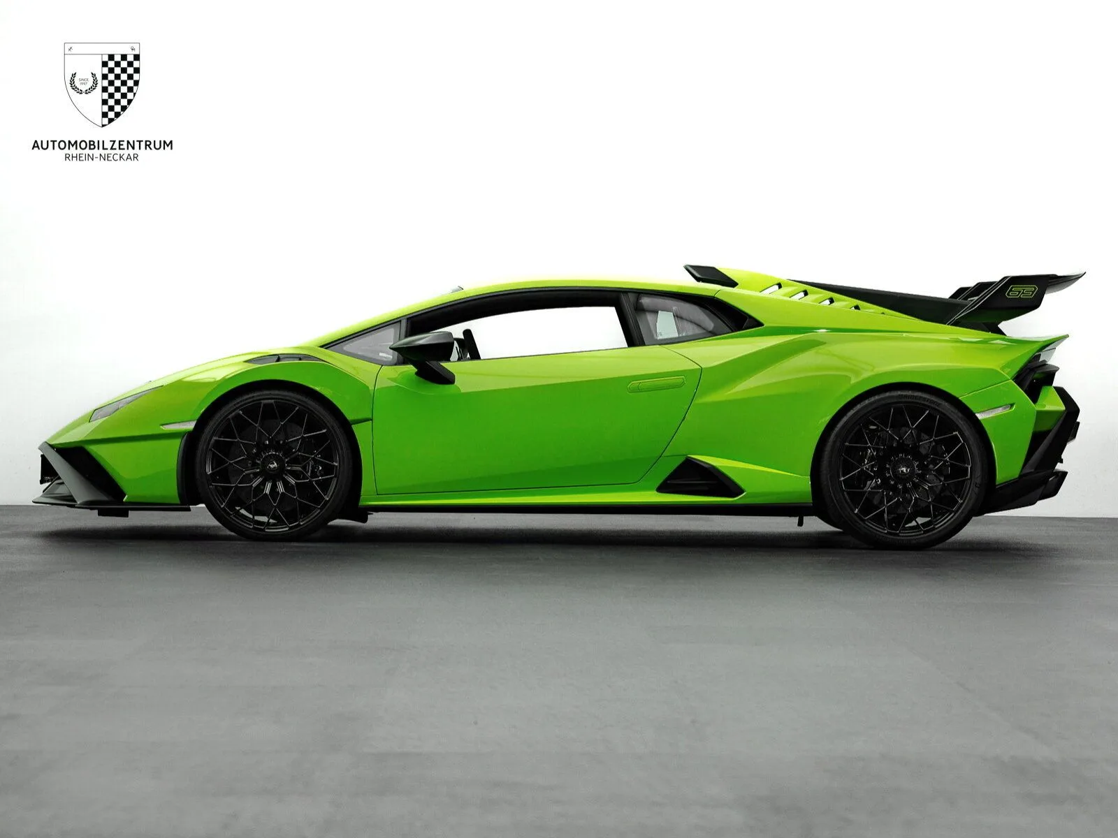 2022 Lamborghini Huracán STO, 4/30