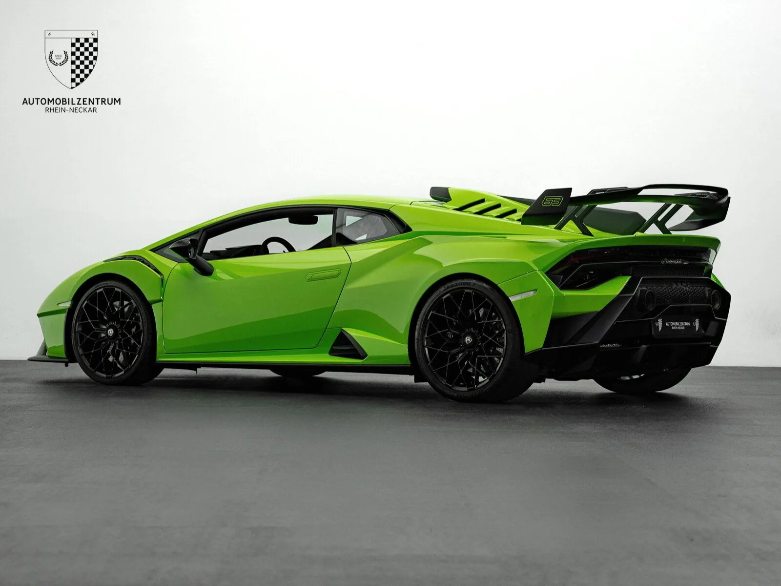 2022 Lamborghini Huracán STO, 5/30