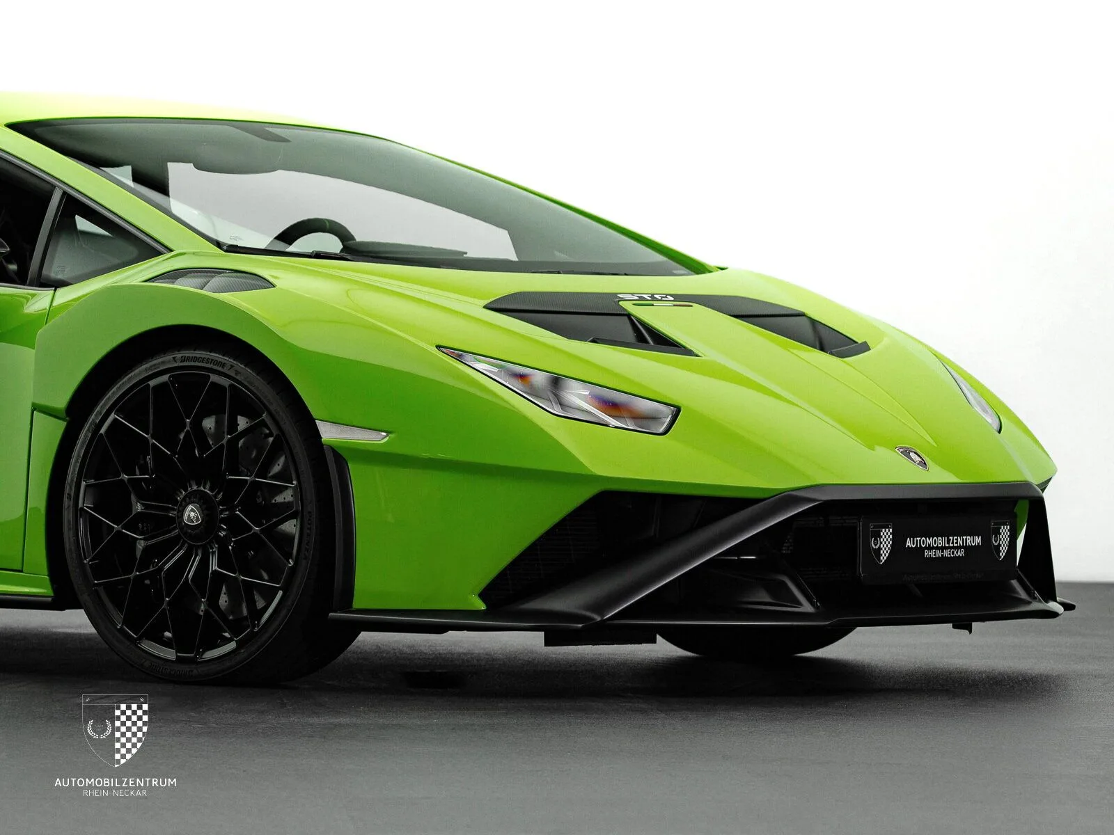 2022 Lamborghini Huracán STO, 9/30
