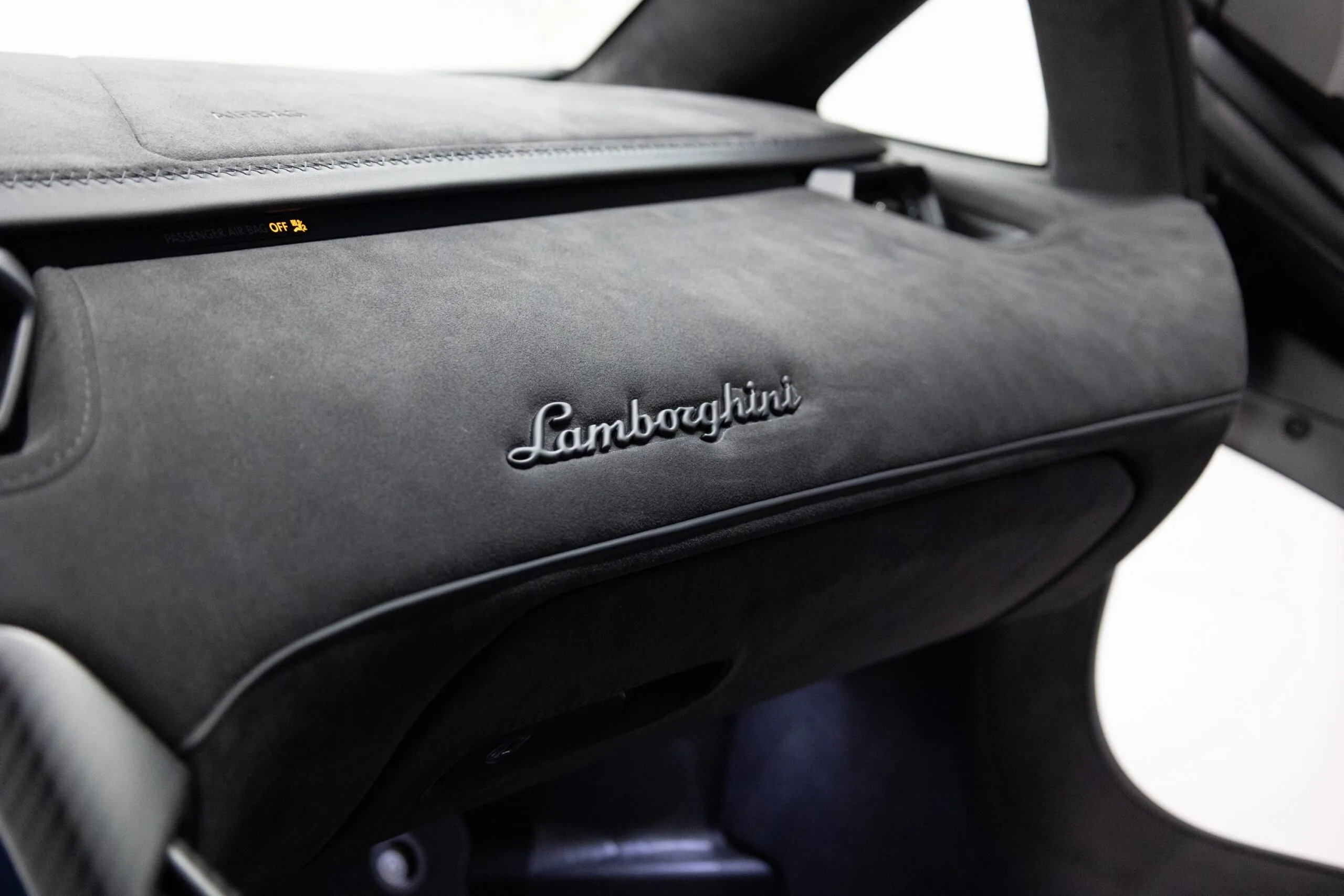 2022 Lamborghini Sián FKP 37, 13/28