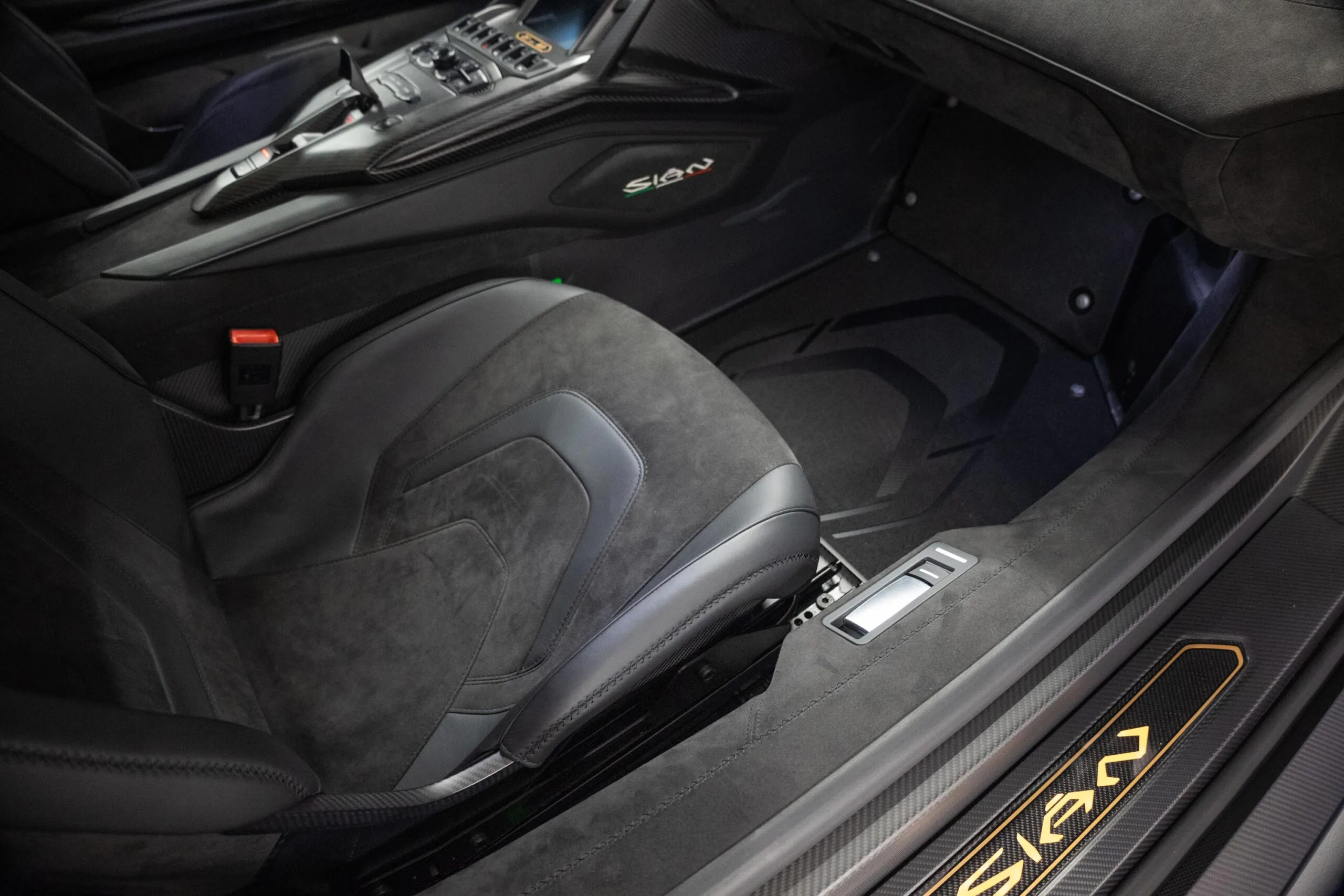 2022 Lamborghini Sián FKP 37, 16/28