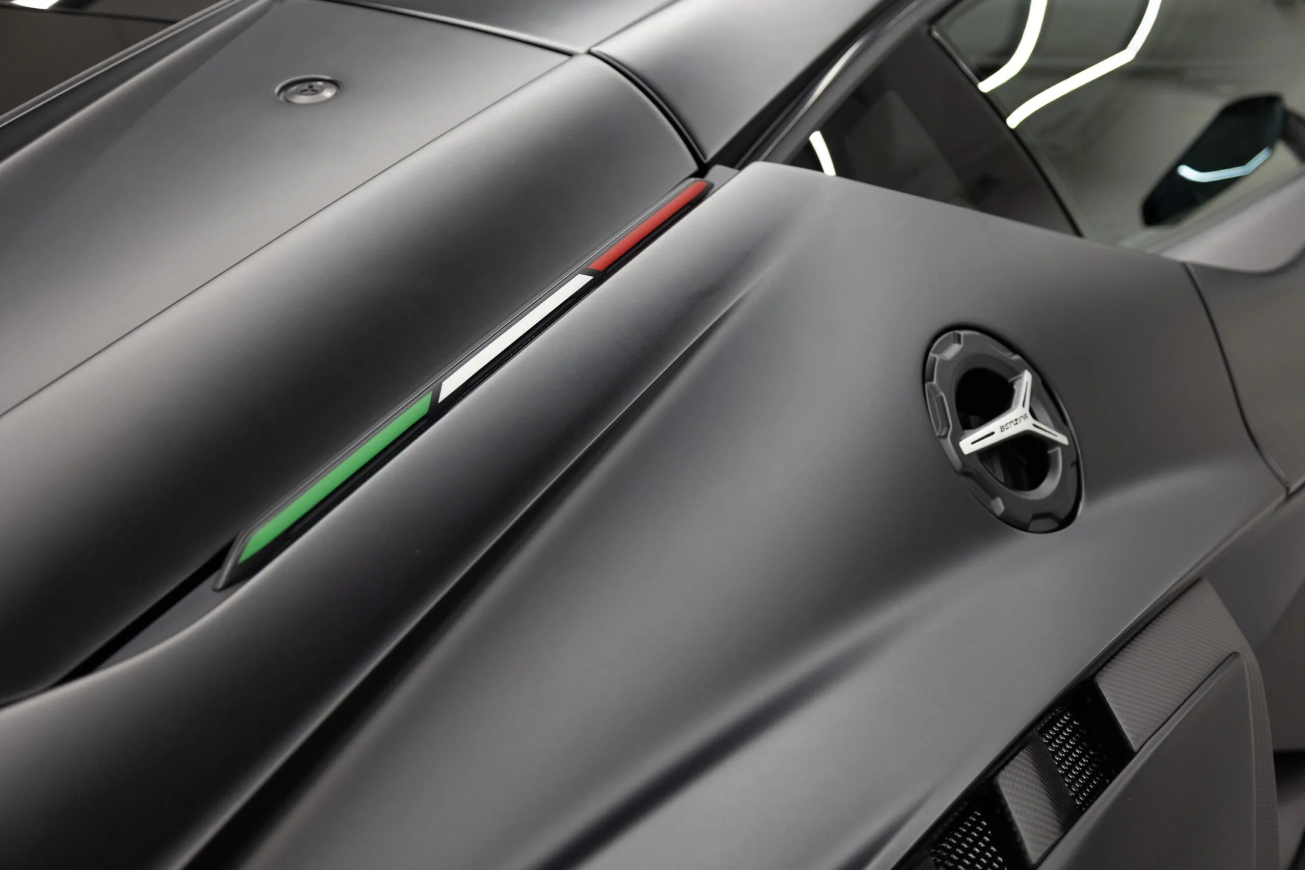 2022 Lamborghini Sián FKP 37, 24/28