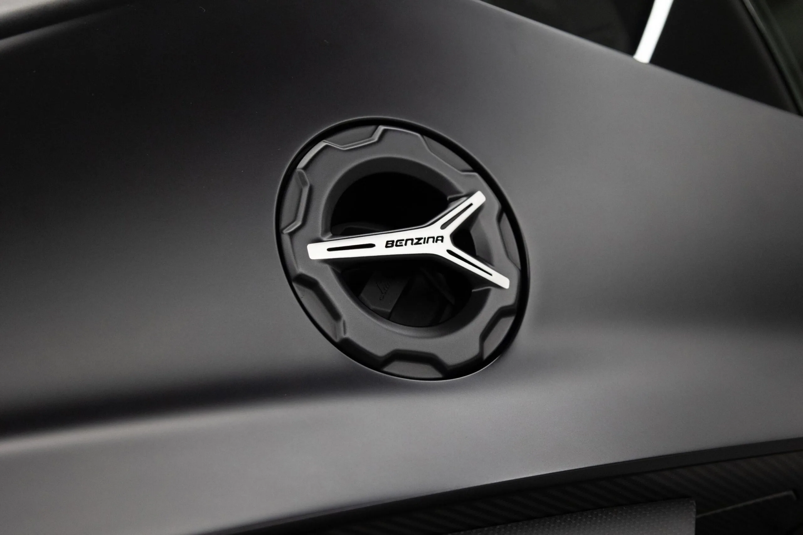 2022 Lamborghini Sián FKP 37, 25/28