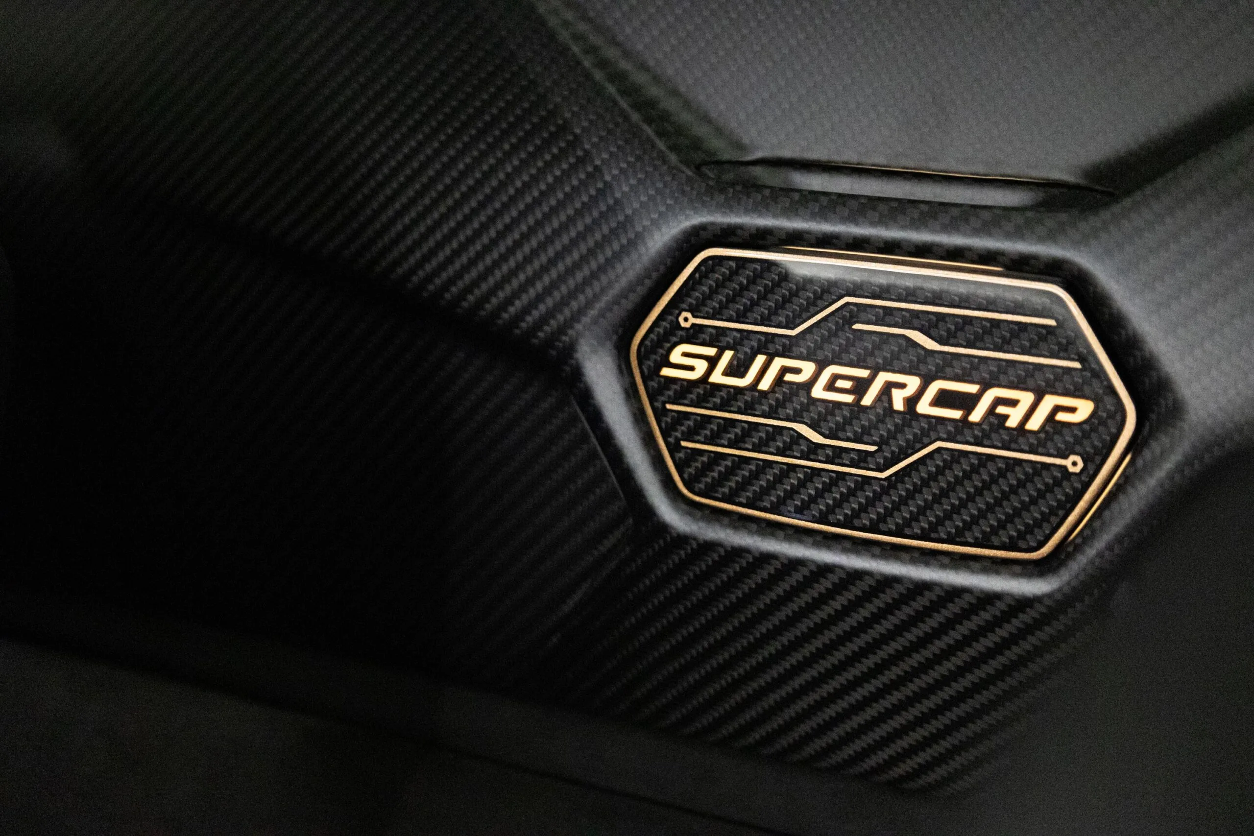 2022 Lamborghini Sián FKP 37, 27/28