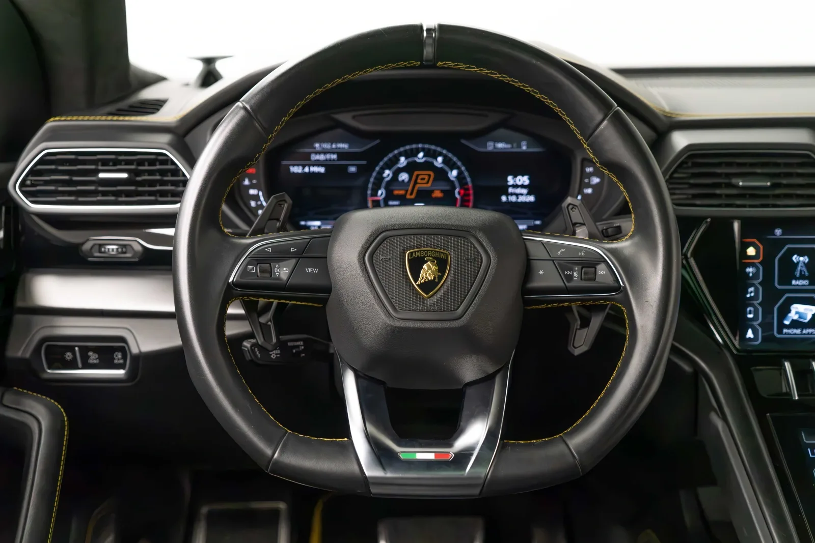 2022 Lamborghini Urus, 9/16