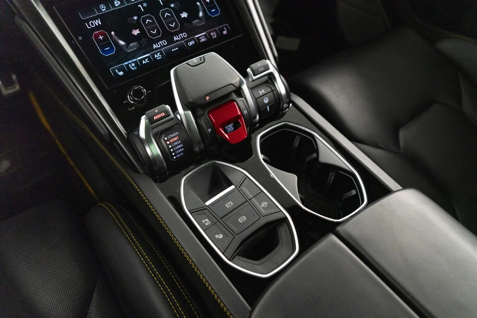 2022 Lamborghini Urus, 10/16