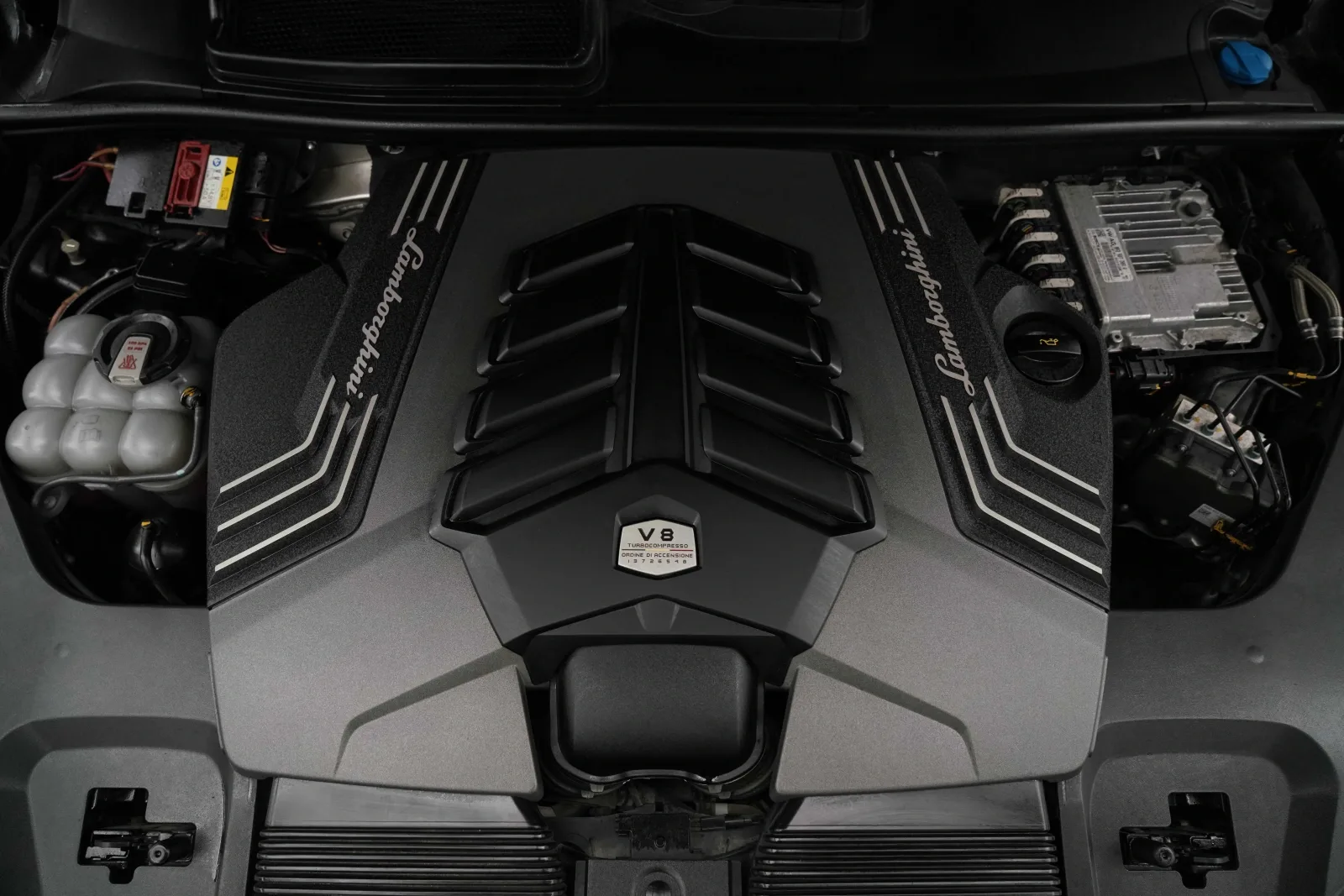 2022 Lamborghini Urus, 16/16