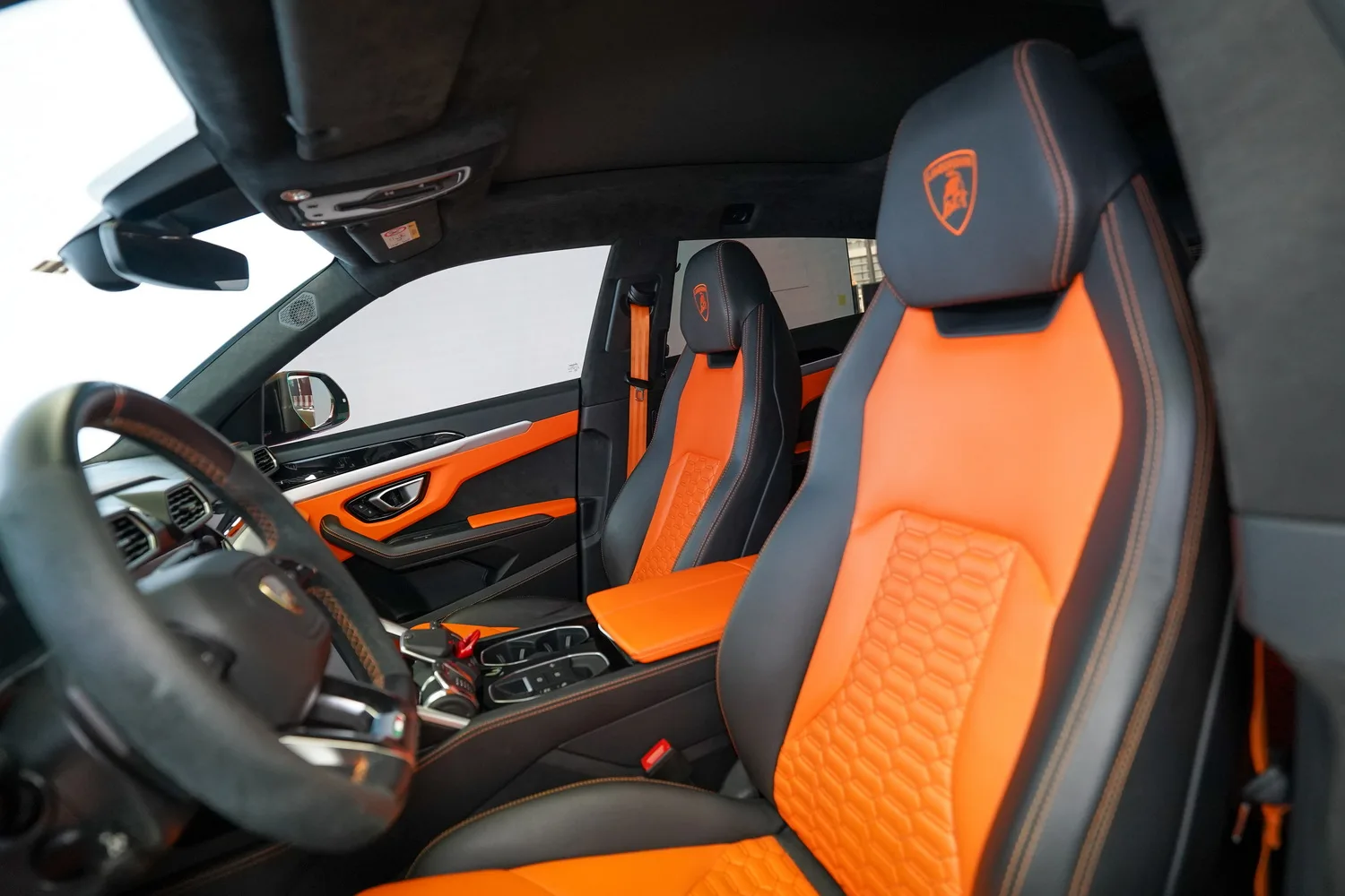 2022 Lamborghini Urus, 4/15