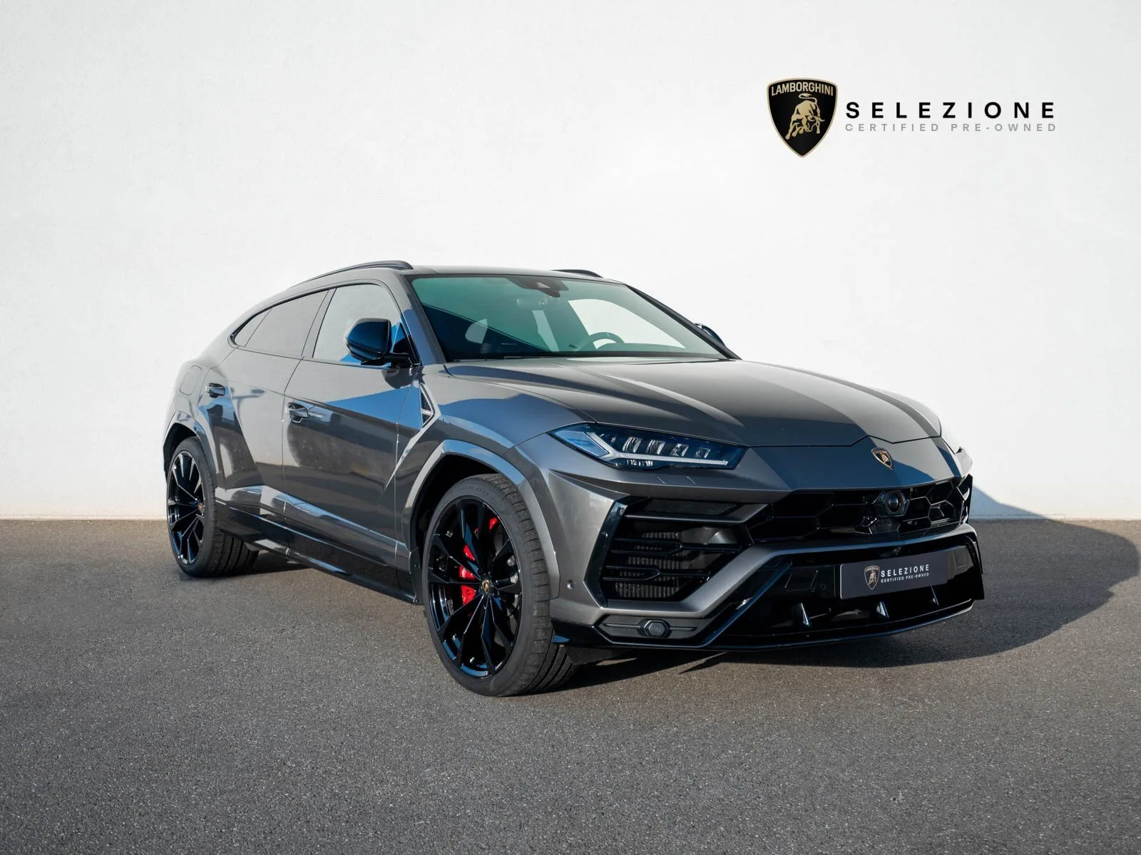 2022 Lamborghini Urus angeboten von einem Fachhändler in Singen, Deutschland, Hauptfoto