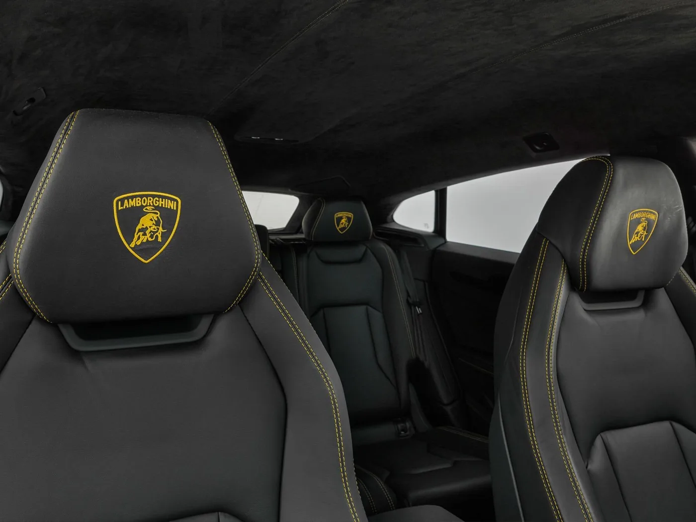 2022 Lamborghini Urus angeboten von einem Fachhändler in Böblingen, Deutschland, Foto 12 von 15