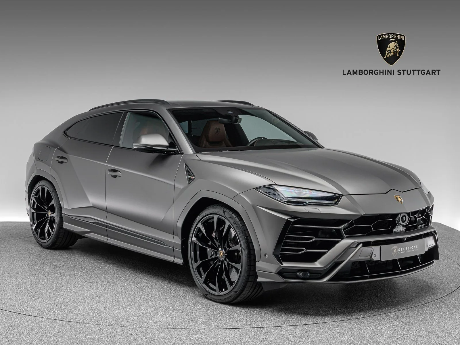 2022 Lamborghini Urus verkauft von einem Fachhändler in Böblingen, Deutschland, Hauptfoto