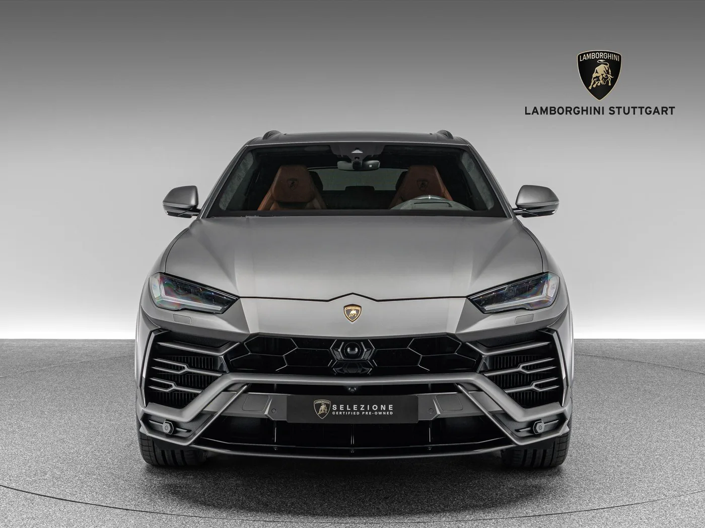 2022 Lamborghini Urus verkauft von einem Fachhändler in Böblingen, Deutschland, Foto 2 von 15