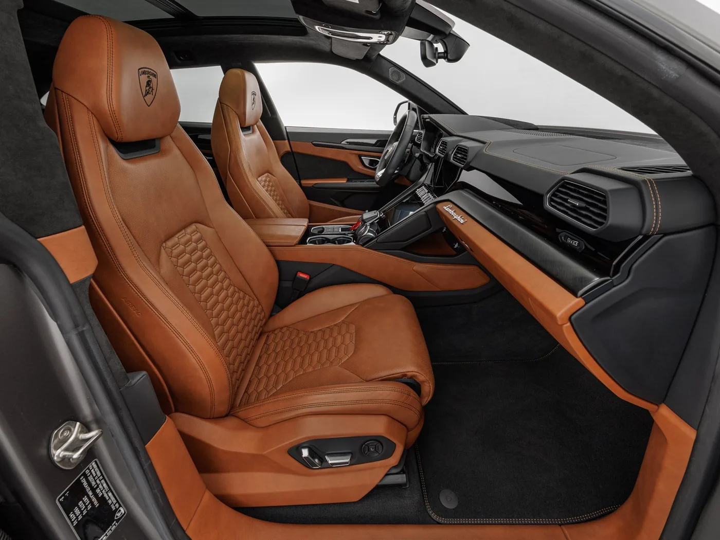 2022 Lamborghini Urus verkauft von einem Fachhändler in Böblingen, Deutschland, Foto 9 von 15