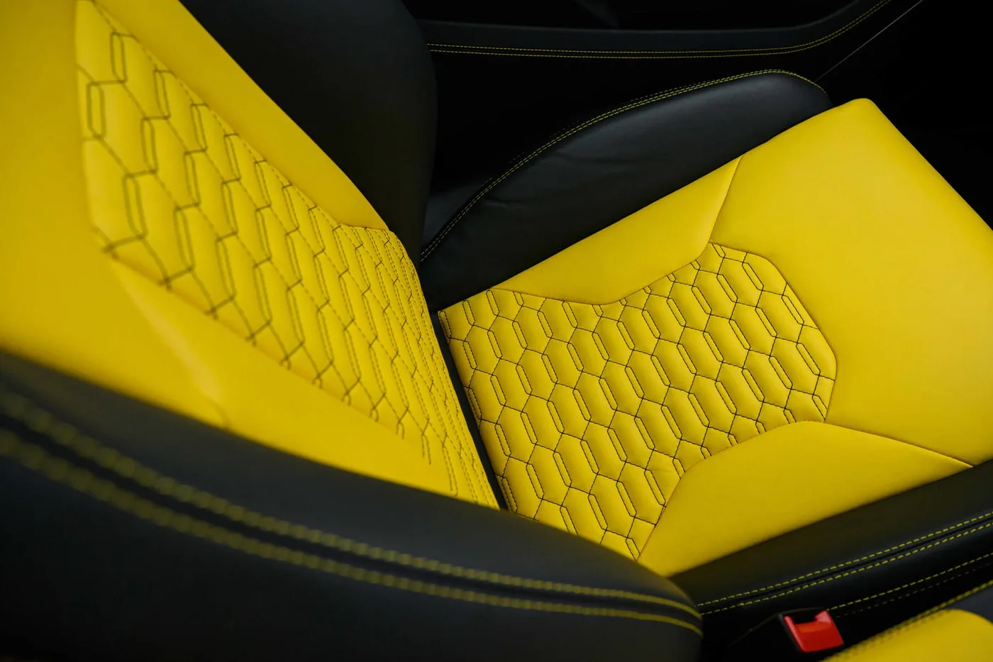 2022 Lamborghini Urus angeboten von einer Vertragshändlergruppe in Hatfield, Vereinigtes Königreich, Foto 17 von 20