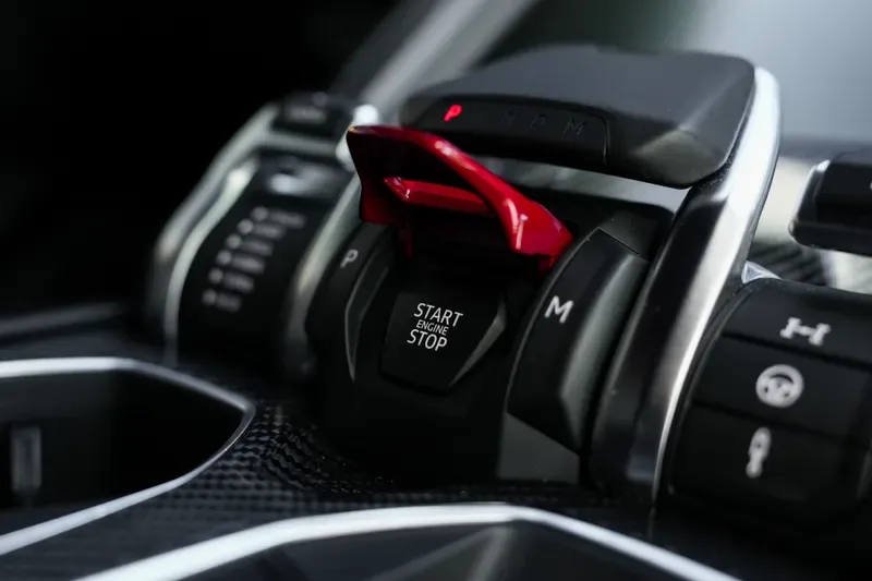 2022 Lamborghini Urus, 14/20