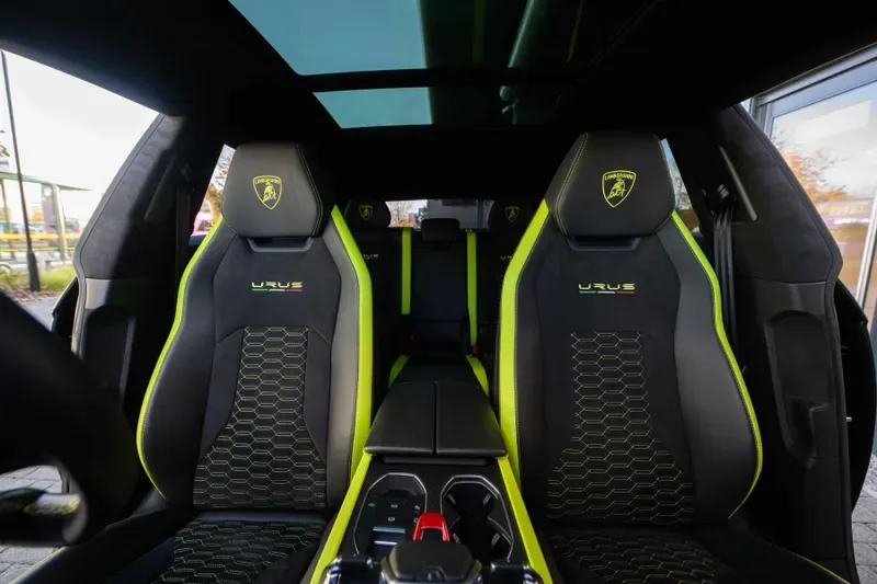 2022 Lamborghini Urus, 7/20