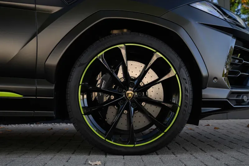 2022 Lamborghini Urus, 9/20
