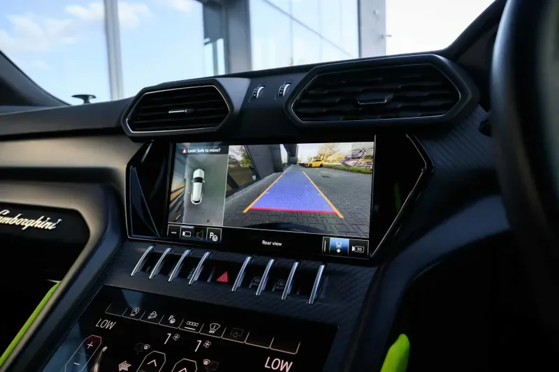 2022 Lamborghini Urus, 13/20