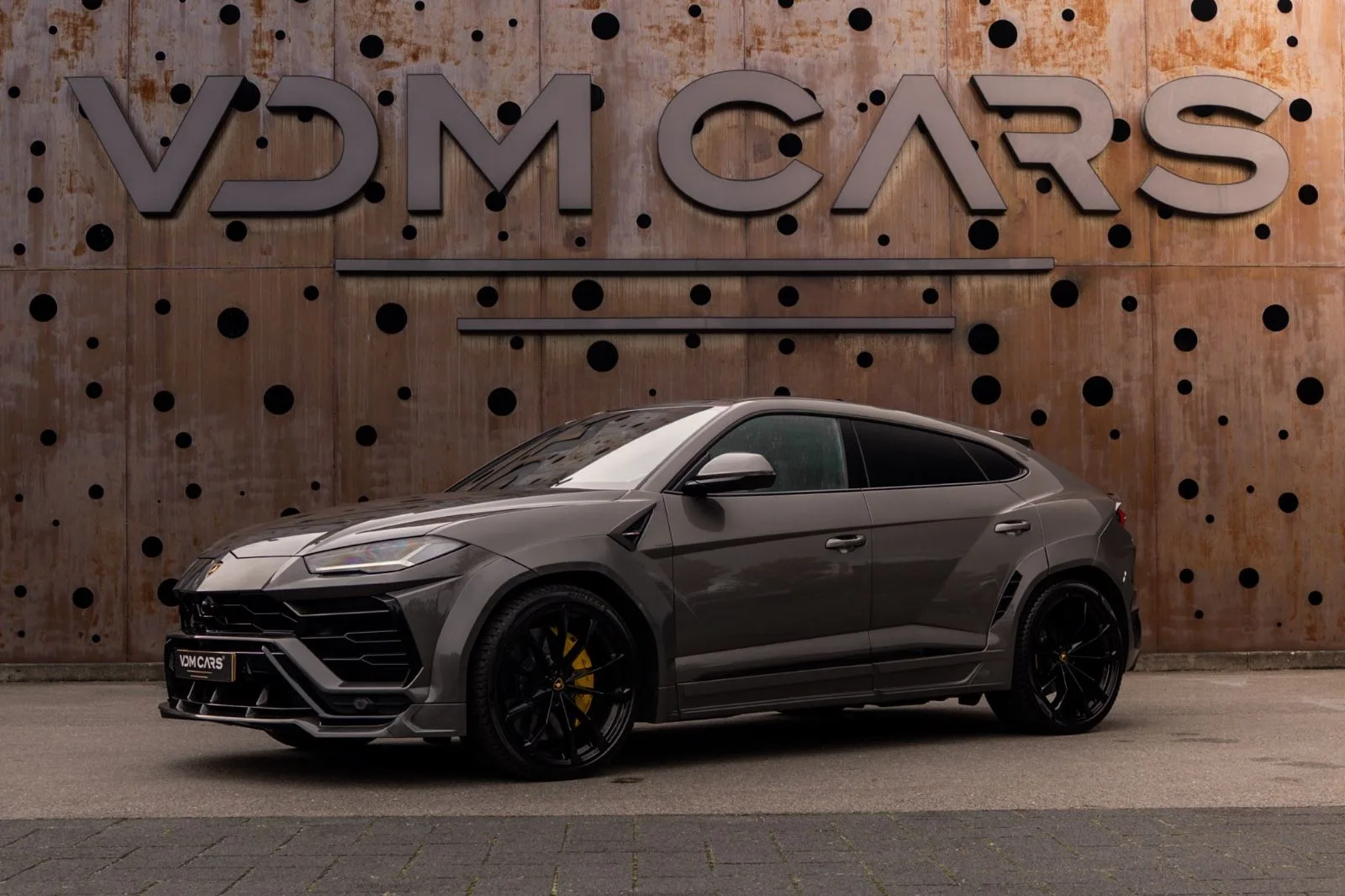 2022 Lamborghini Urus NOVITEC Esteso angeboten von einem Fachhändler in Gronau, Deutschland, Hauptfoto