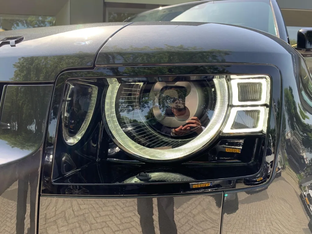 2022 Land Rover Defender 110 P400e X-Dynamic HSE, 29/30