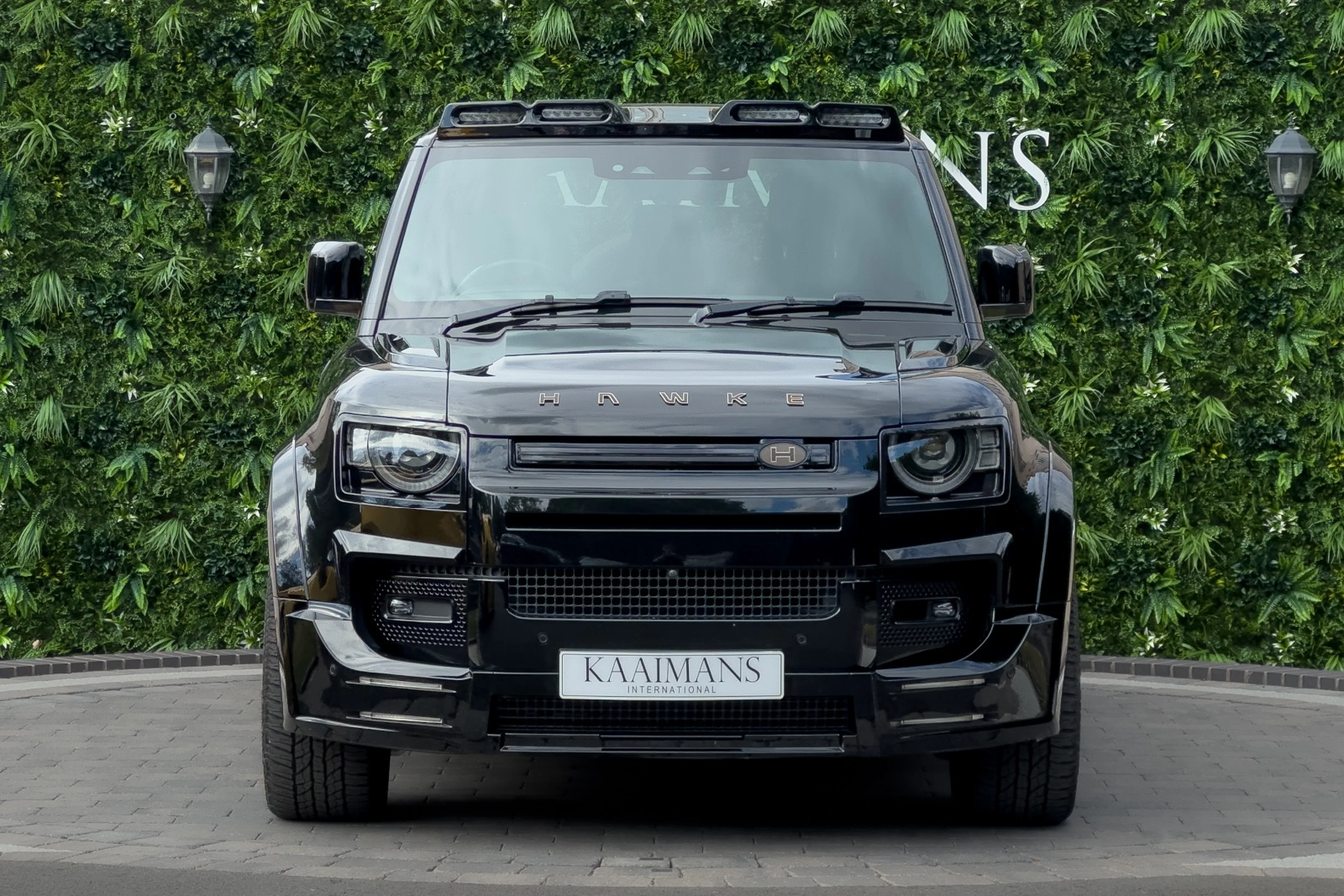 2022 Land Rover Defender 110 X D300 Hawke, 2/22