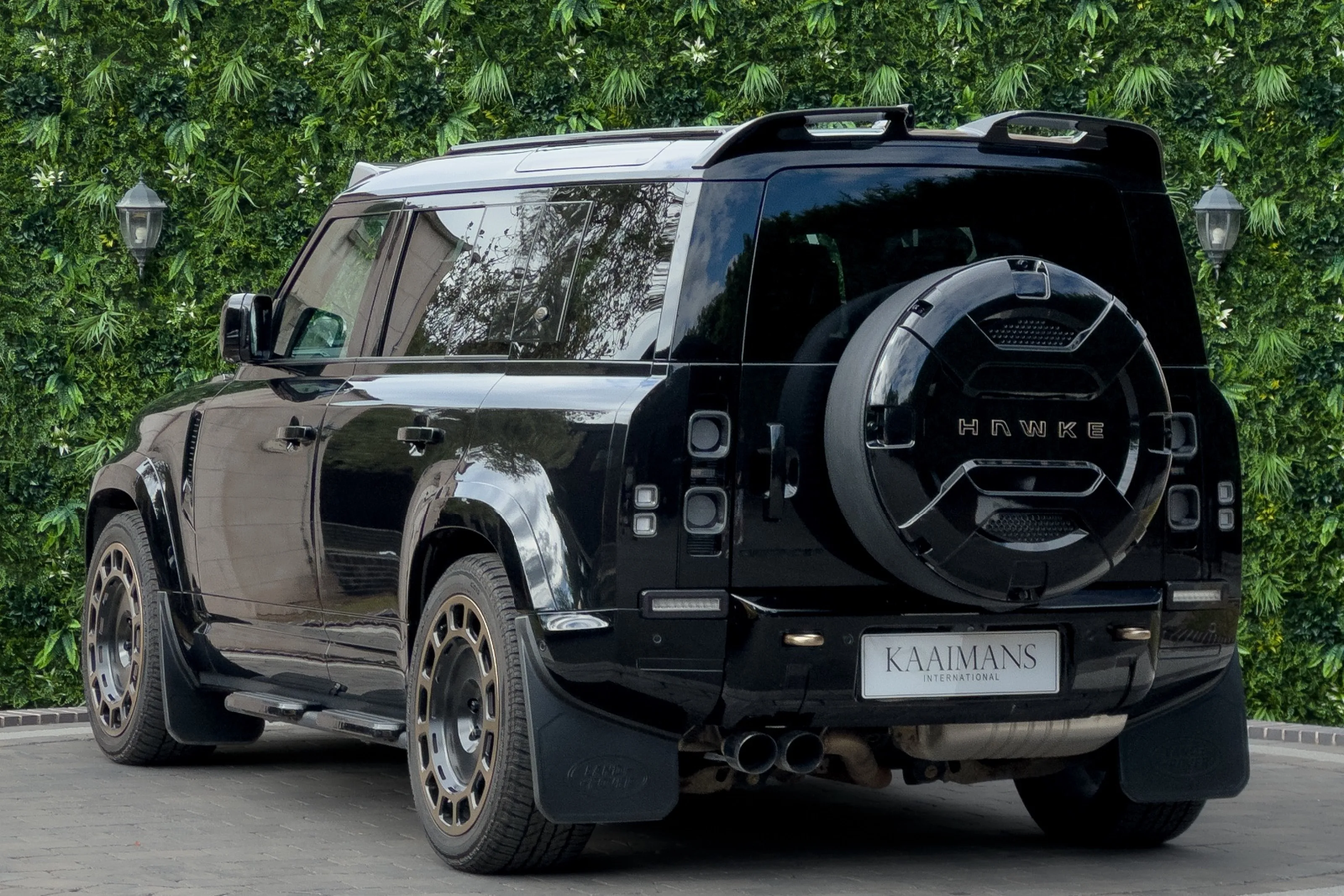 2022 Land Rover Defender 110 X D300 Hawke, 6/22