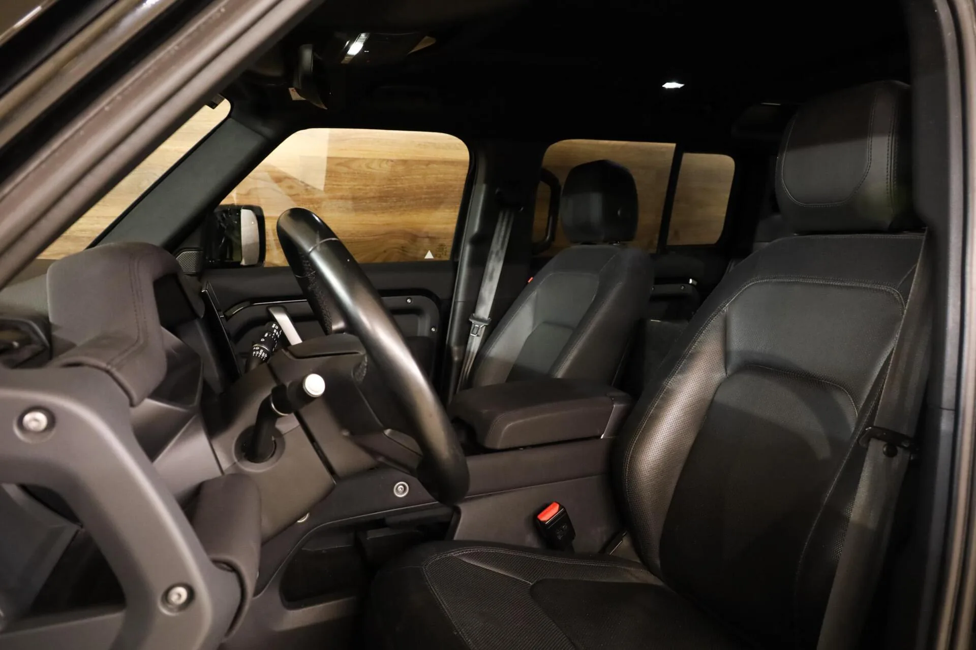 2022 Land Rover Defender 110 D250 X-Dynamic S, 6/29