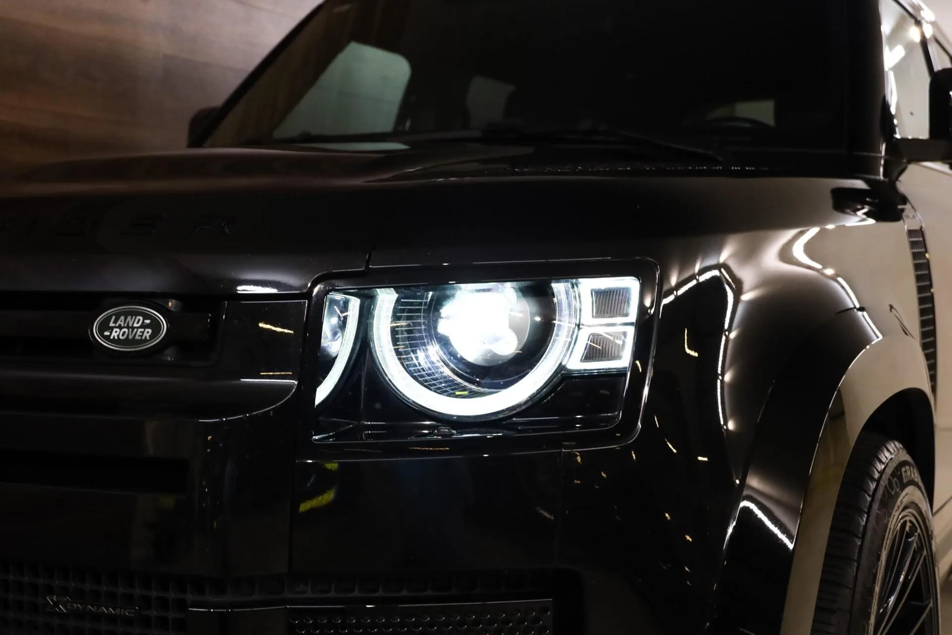 2022 Land Rover Defender 110 D250 X-Dynamic S, 21/29