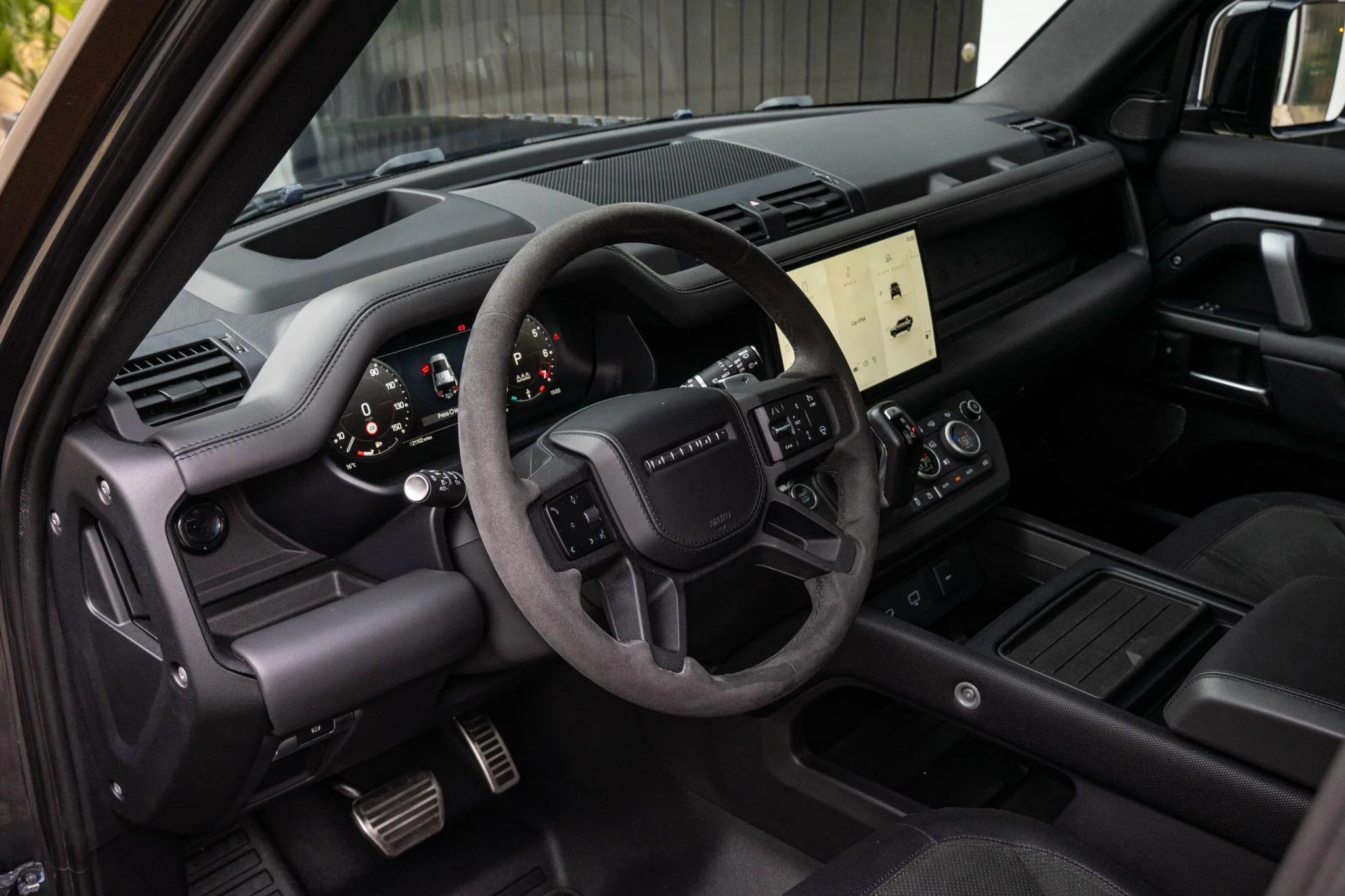2022 Land Rover Defender 110 V8 Carpathian Edition, 25/30