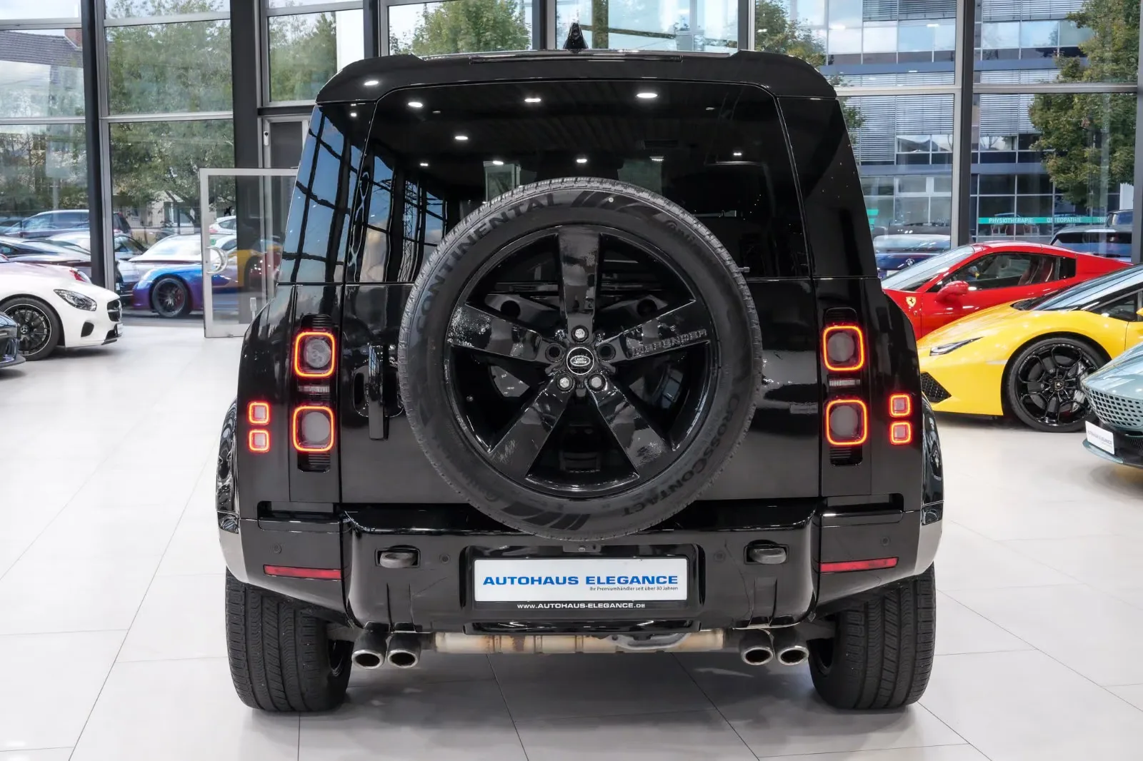 2022 Land Rover Defender 90 V8, 5/30