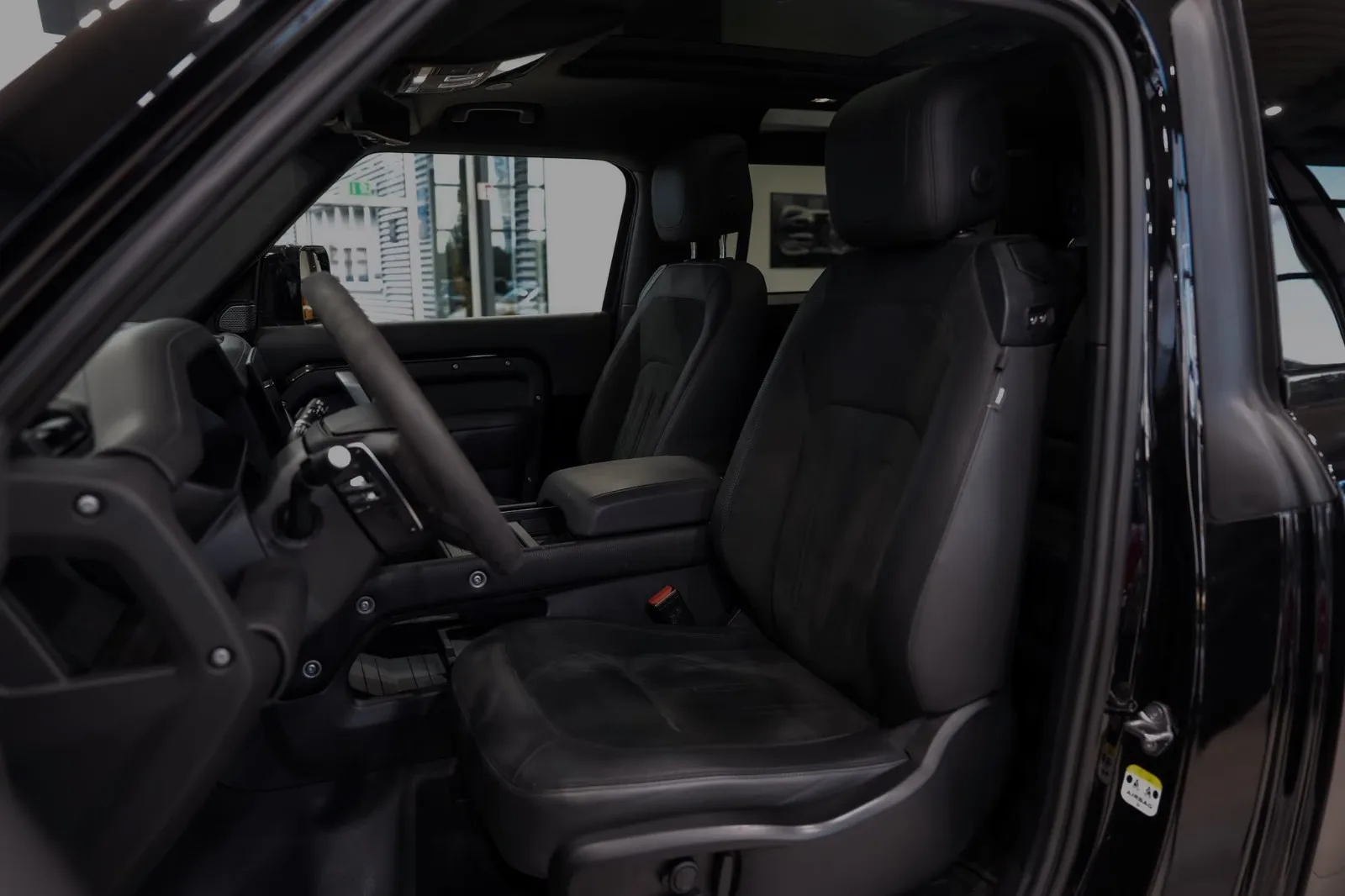 2022 Land Rover Defender 90 V8, 16/30