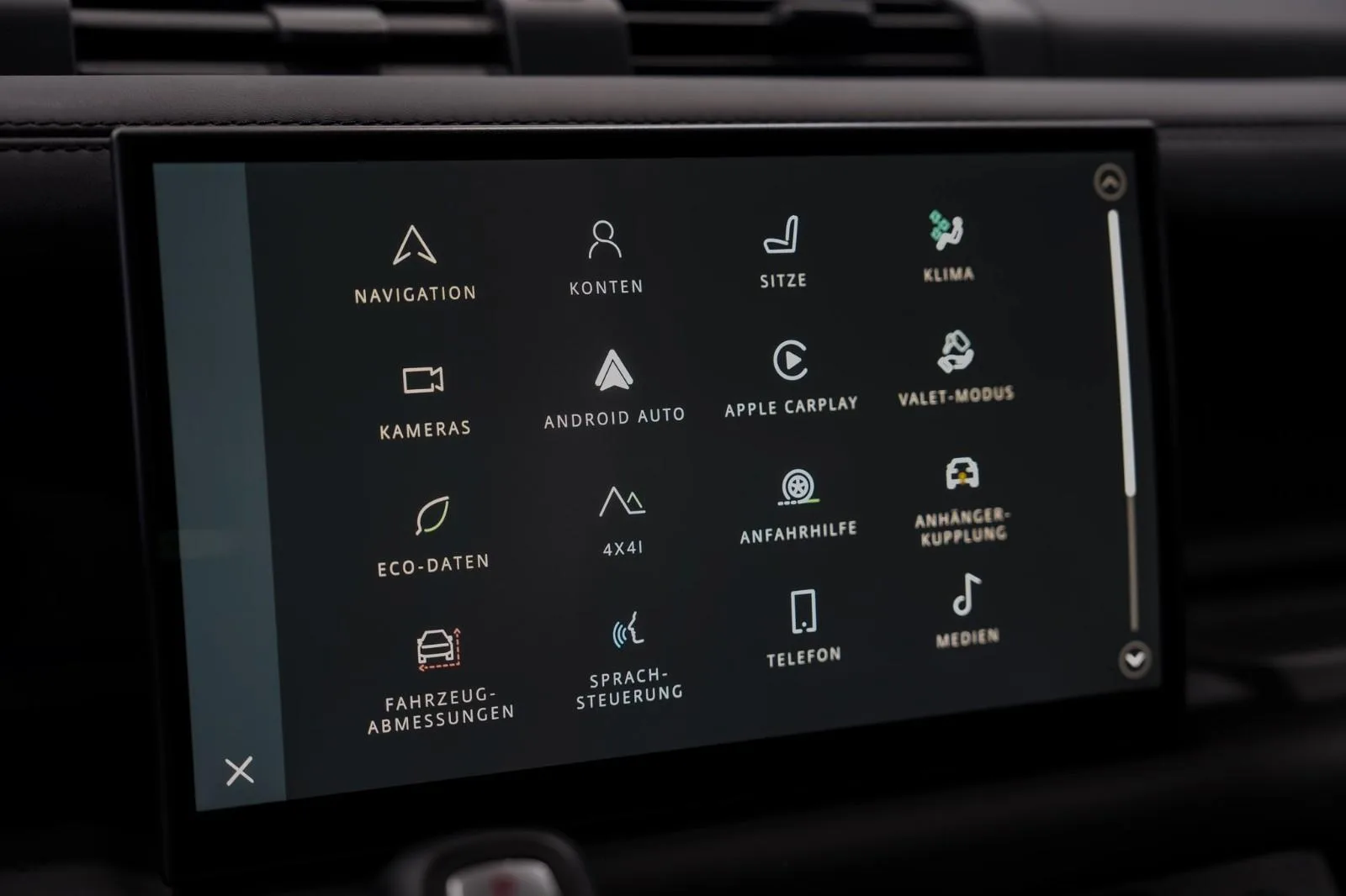2022 Land Rover Defender 90 V8, 23/30