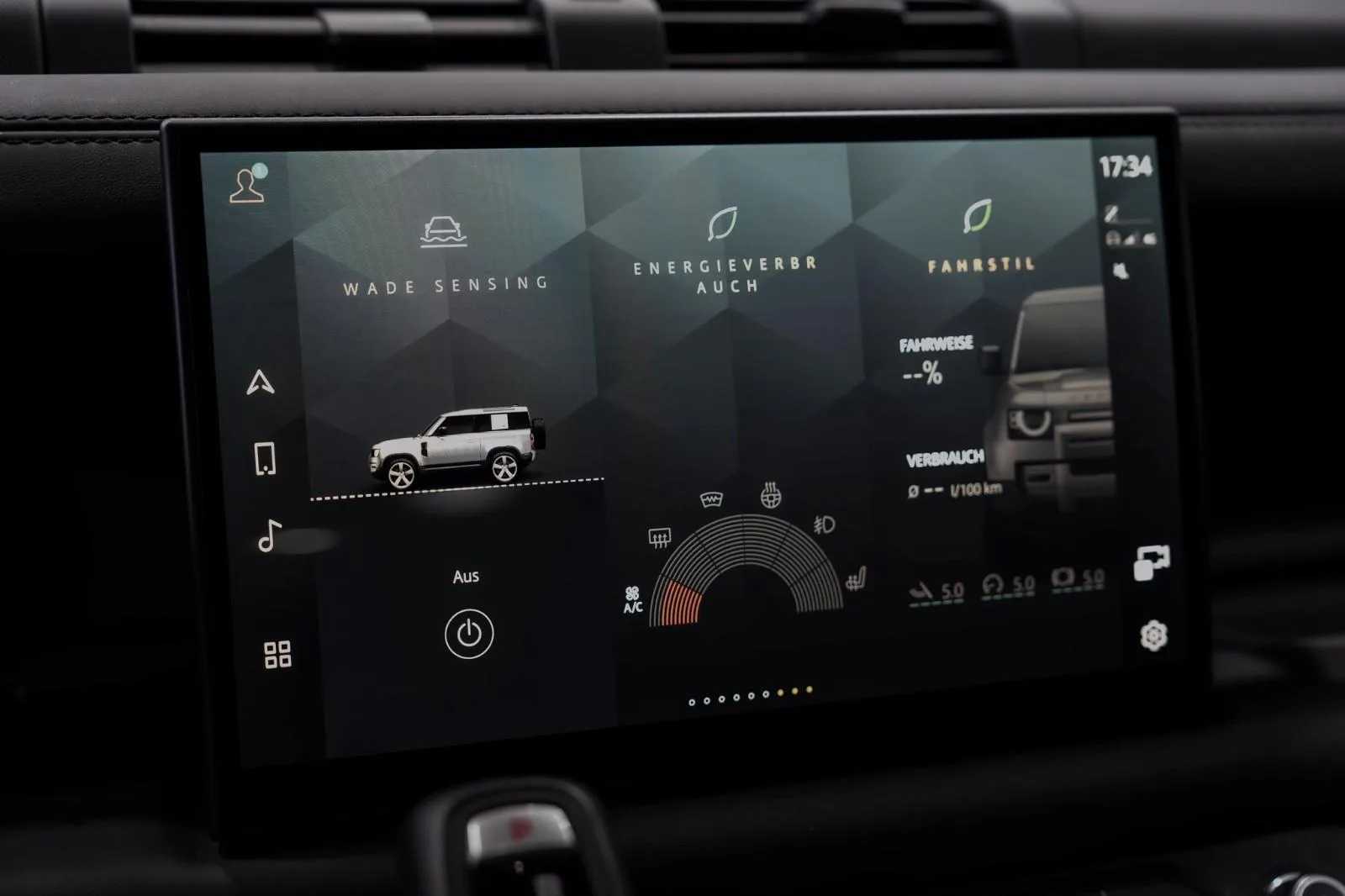 2022 Land Rover Defender 90 V8, 30/30