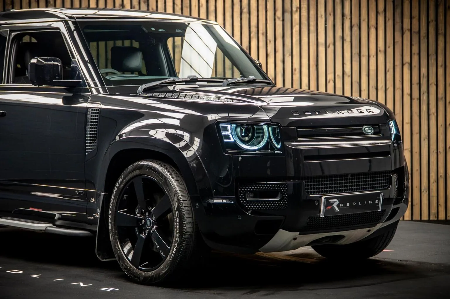 2022 Land Rover Defender 90 V8, 11/30