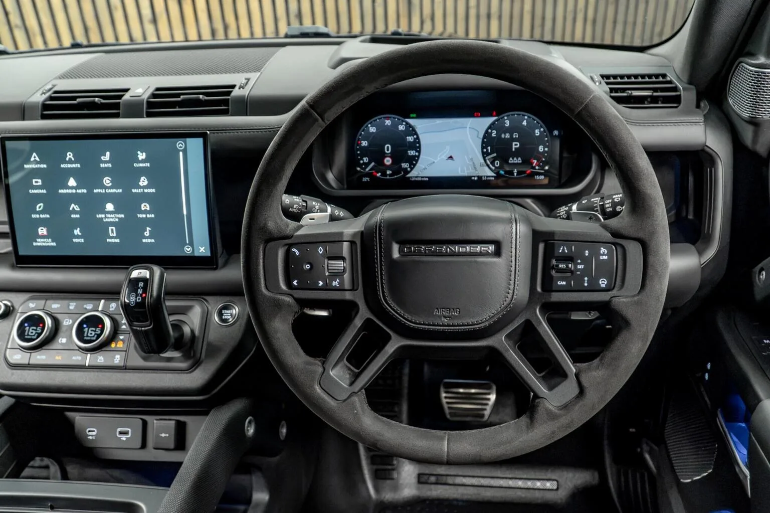 2022 Land Rover Defender 90 V8, 26/30