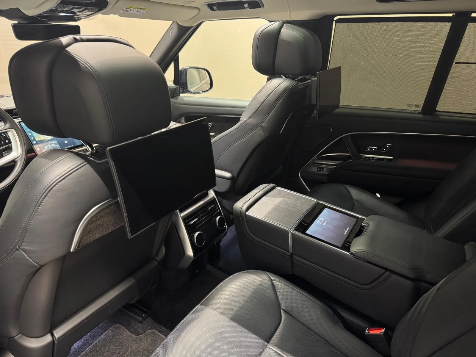2022 Land Rover Range Rover First Edition, 8/23
