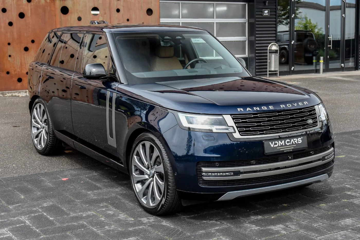 2022 Land Rover Range Rover D300, HSE offered by a supercar dealer in Gronau, Germany, photo 3 of 25