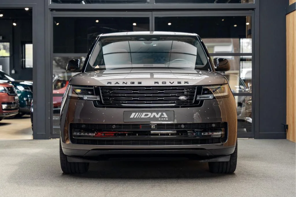 2022 Land Rover Range Rover P400 HSE, 2/30
