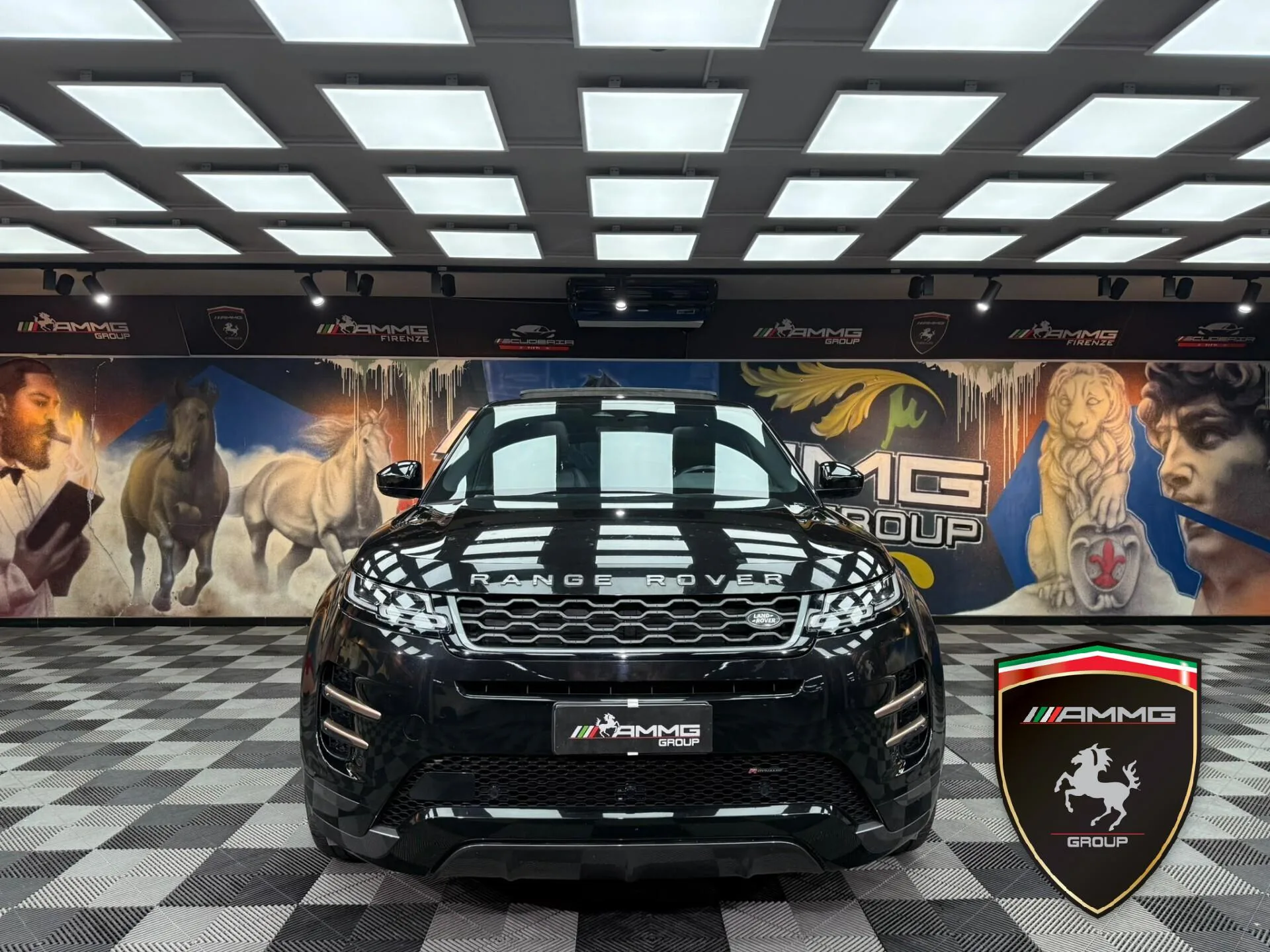 2022 Land Rover Range Rover Evoque R-Dynamic, 2/15