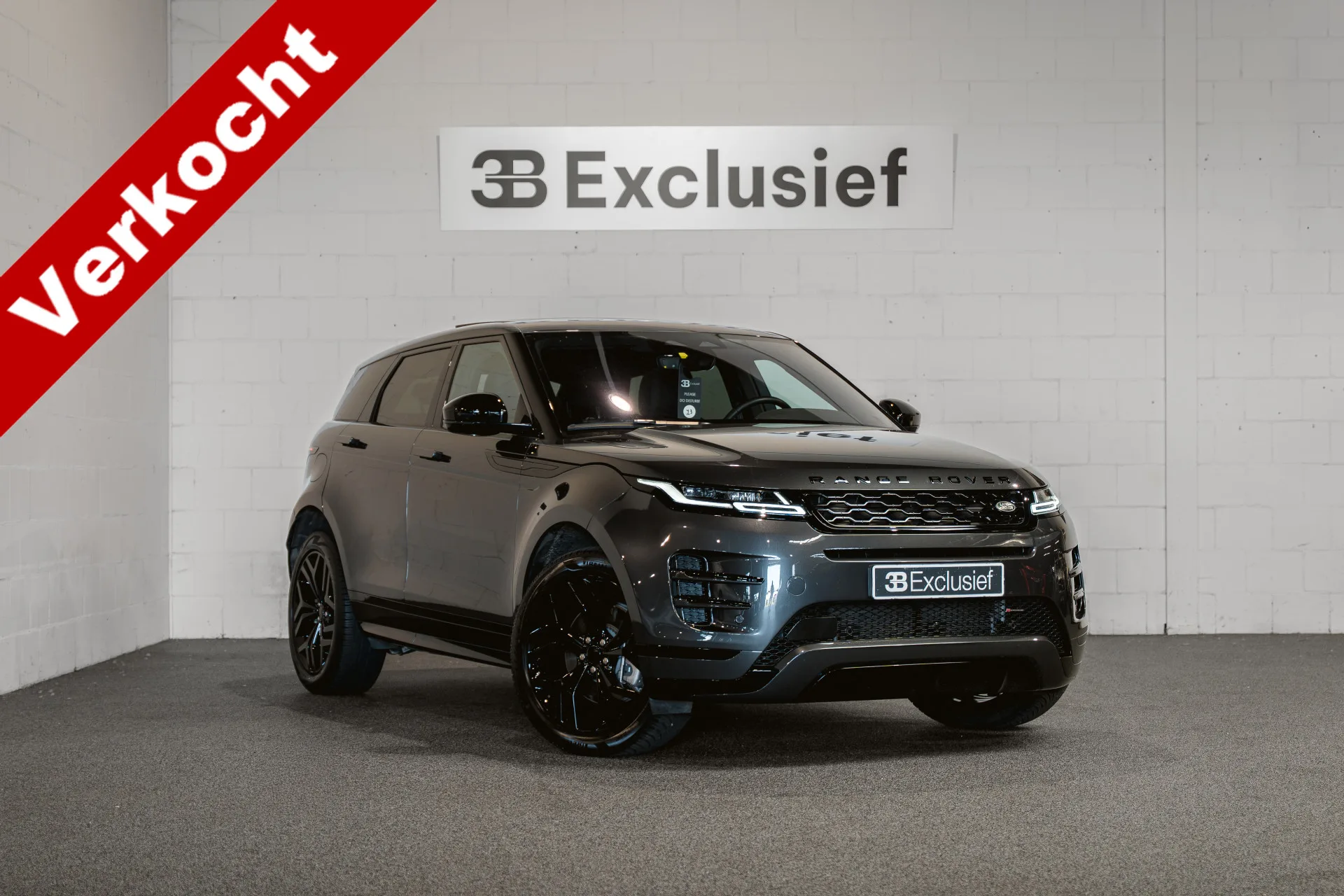 2022 Land Rover Range Rover Evoque P300e R-Dynamic HSE, 2/30