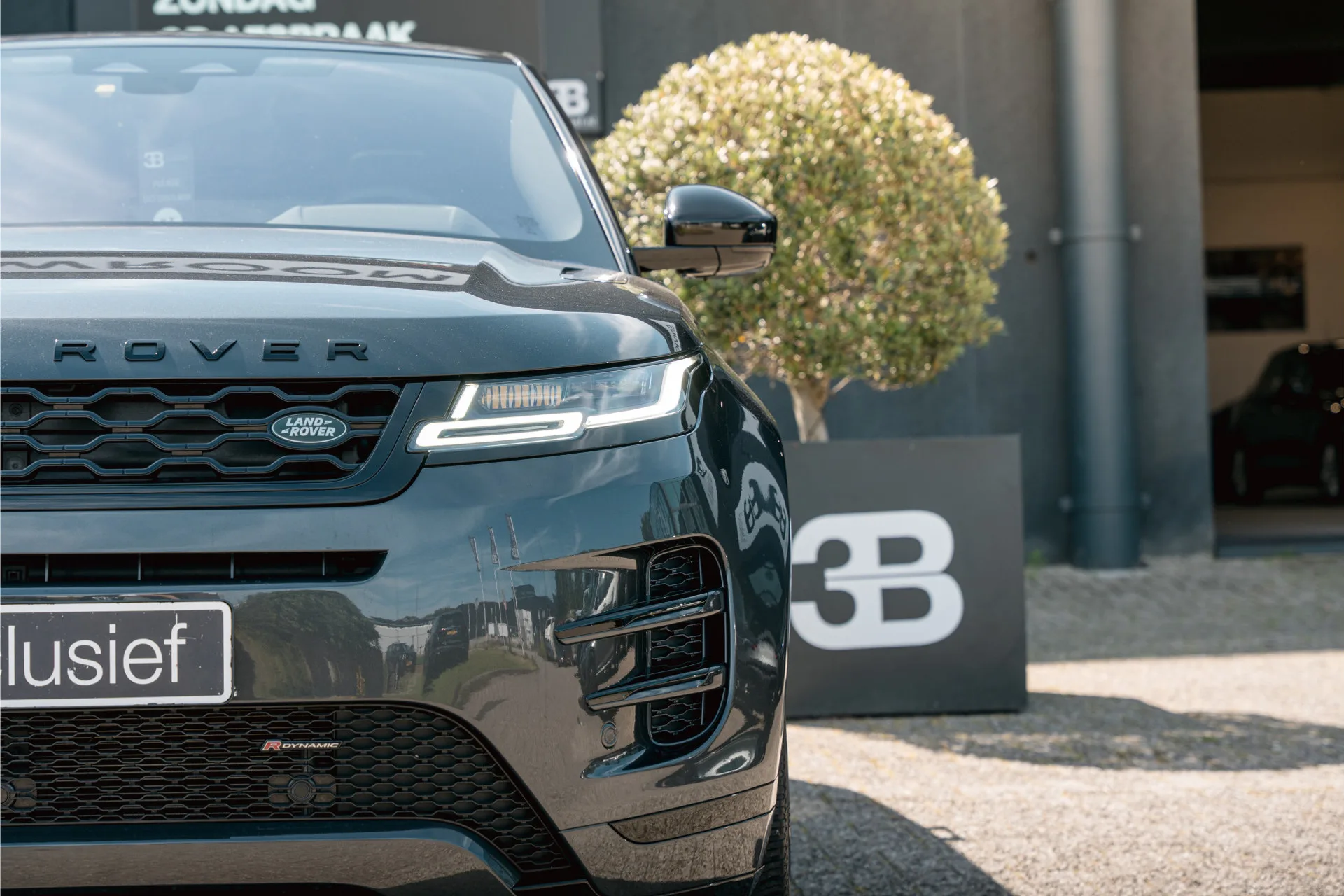 2022 Land Rover Range Rover Evoque P300e R-Dynamic HSE, 8/30