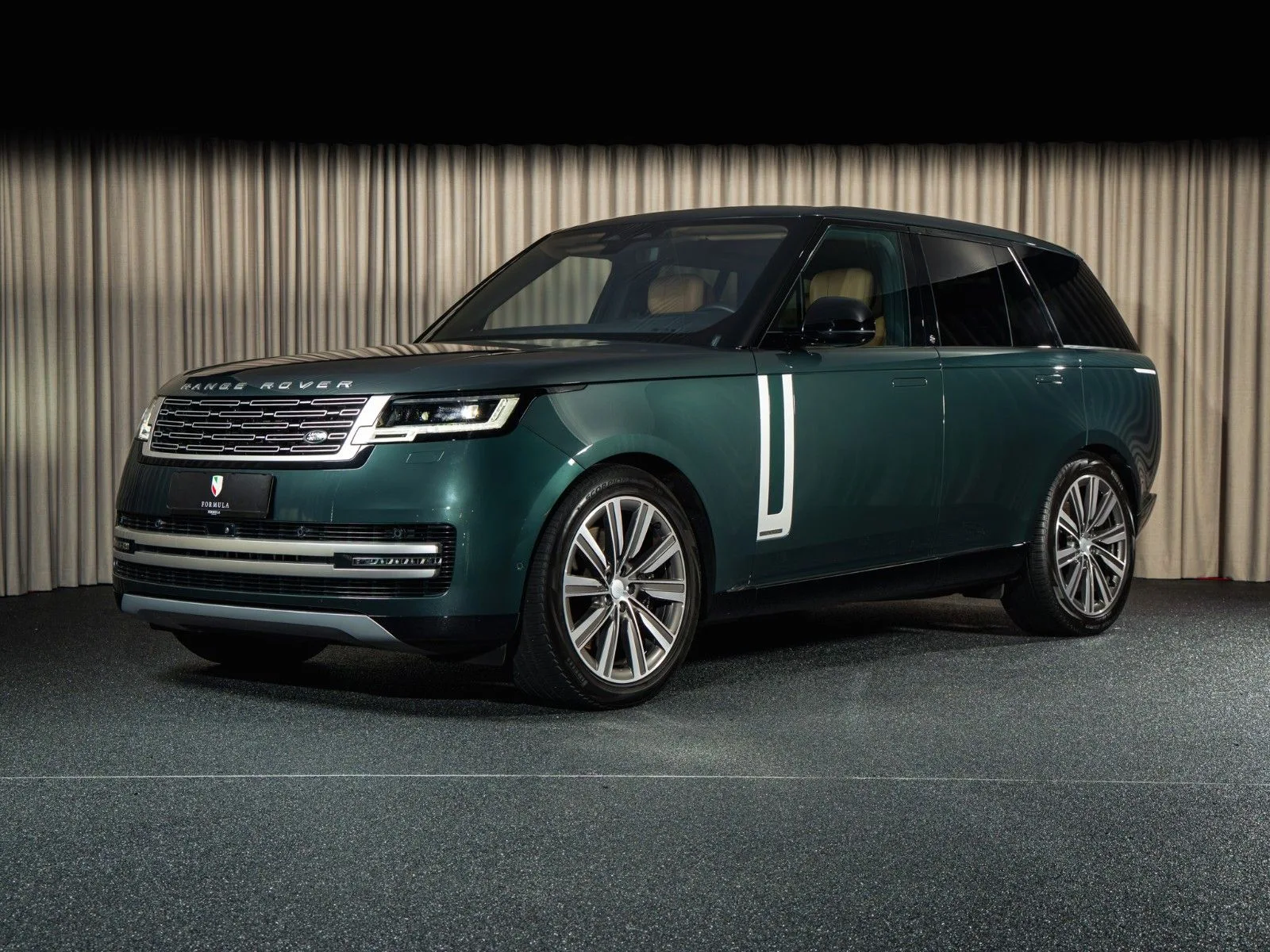 2022 Land Rover Range Rover offered by a supercar dealer in Kongens Lyngby, Denmark, main photo