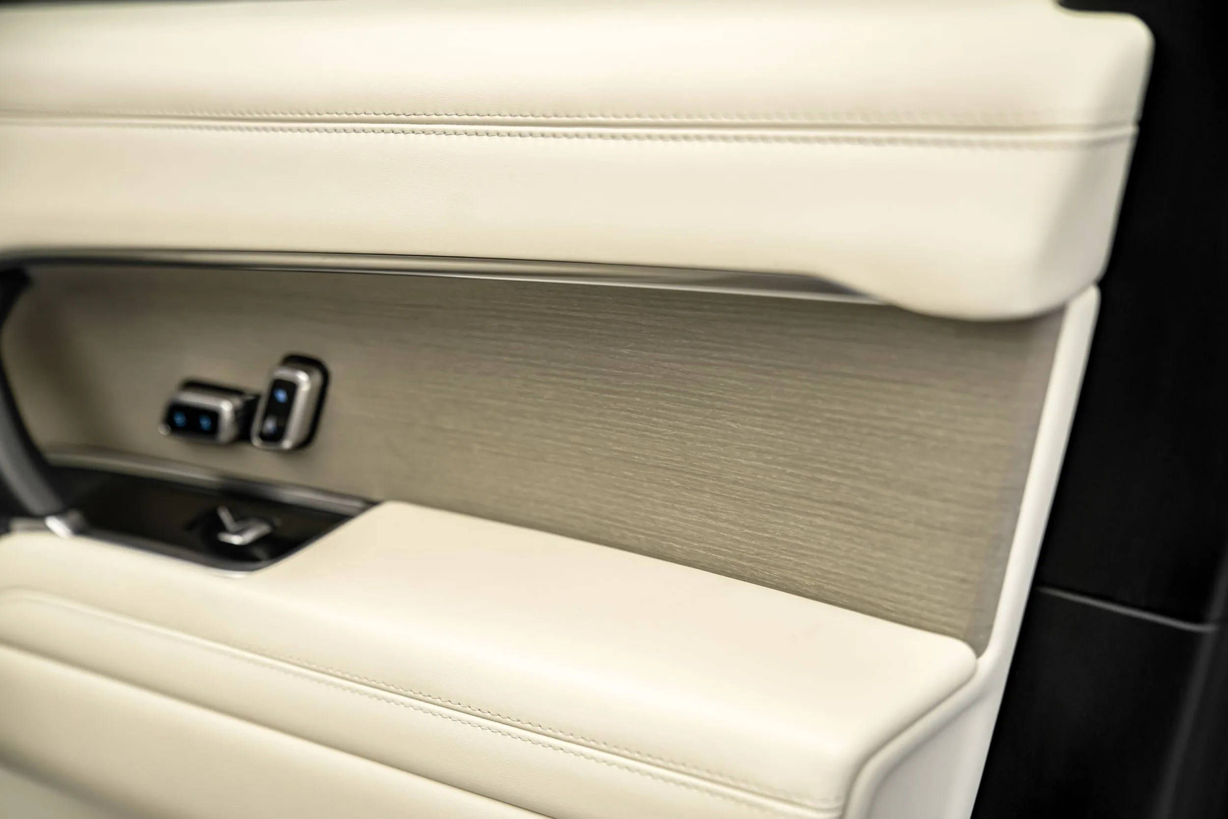 2022 Land Rover Range Rover P400 Autobiography, 22/25