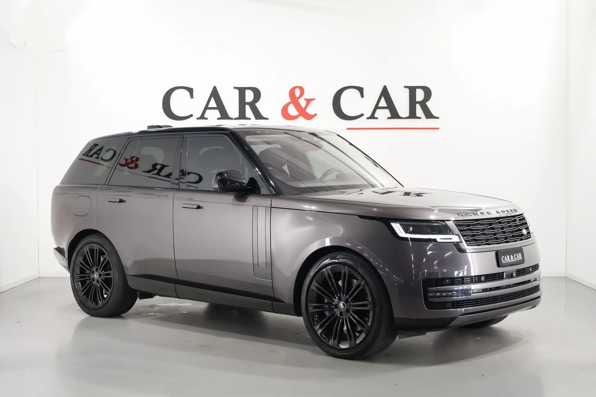 2022 Land Rover Range Rover P530 angeboten von einem Supersportwagenhändler in Zibido San Giacomo, Italien, Hauptfoto
