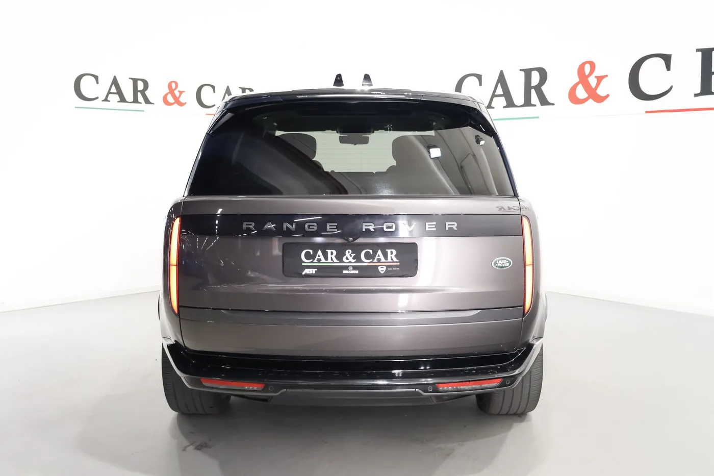 2022 Land Rover Range Rover P530 angeboten von einem Supersportwagenhändler in Zibido San Giacomo, Italien, Foto 4 von 25