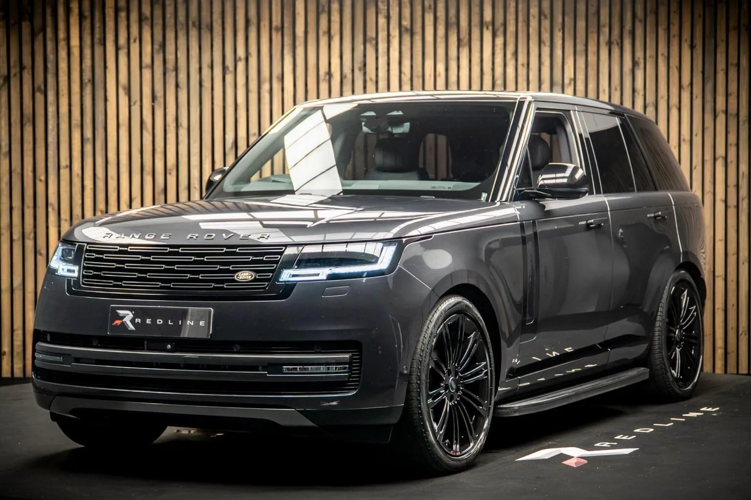2022 Land Rover Range Rover D300 HSE proposée par un concessionnaire spécialisé à Knaresborough, Royaume-Uni, photo principale