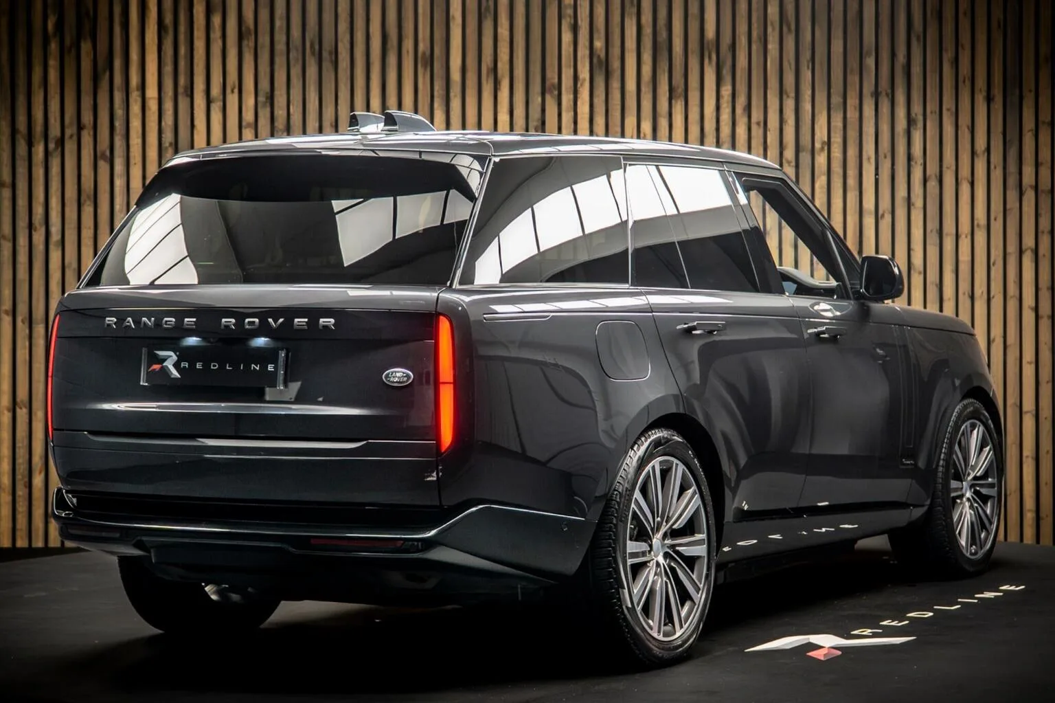 2022 Land Rover Range Rover P510e Autobiography, 4/30